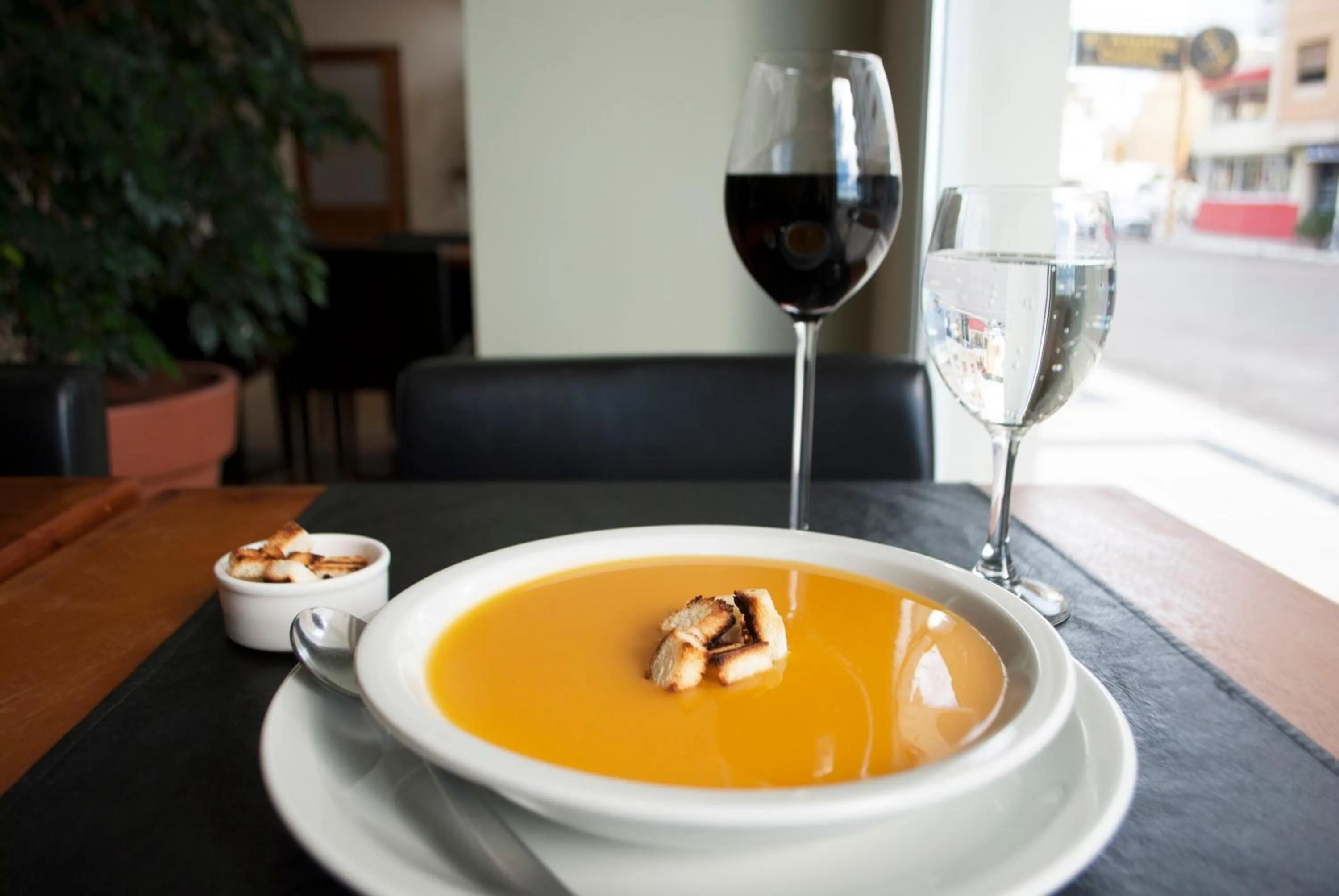 Restaurant/places to eat in Hotel Gran Madryn