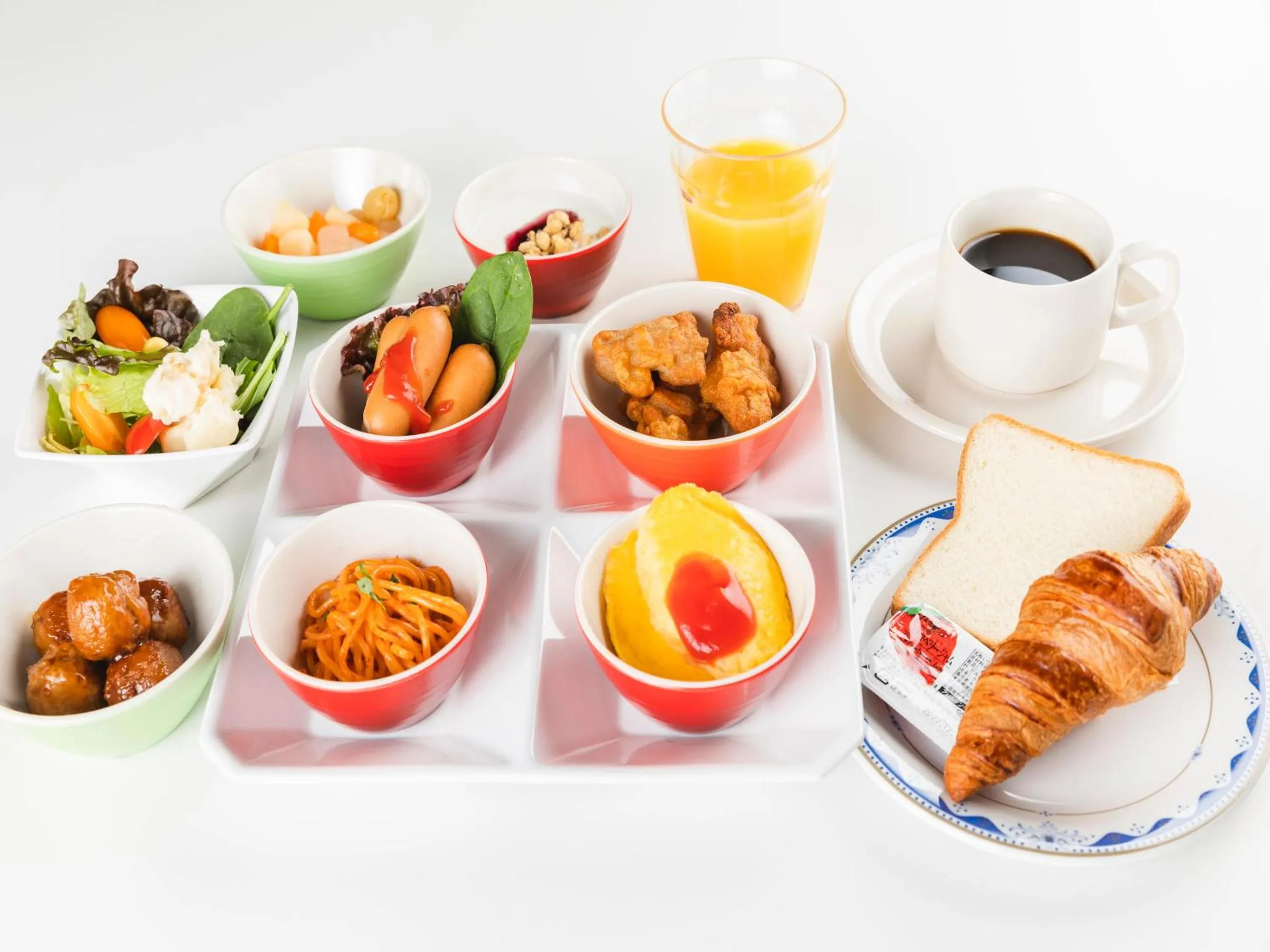 Buffet breakfast in Sotetsu Fresa Inn Daimon