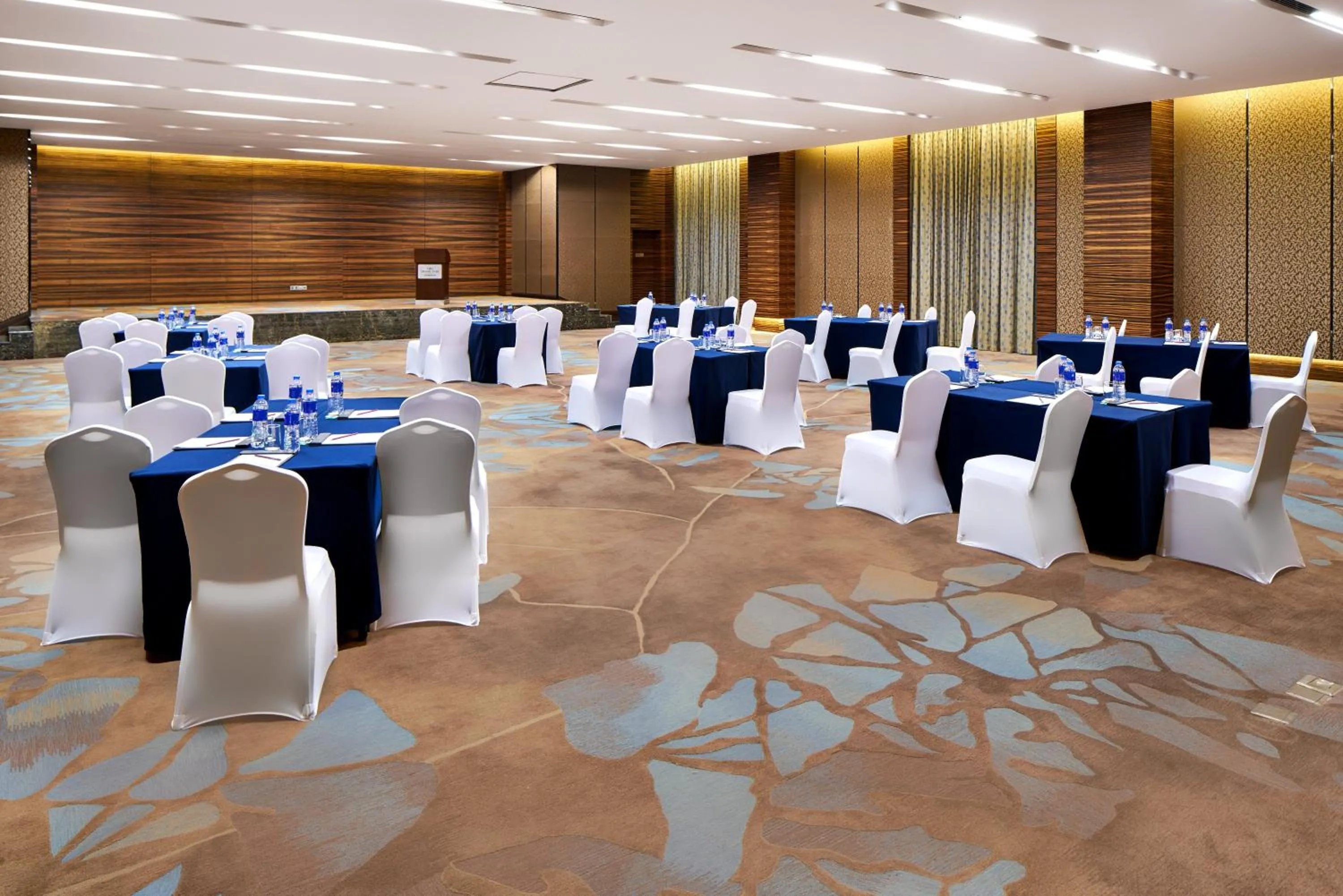 Meeting/conference room in Crowne Plaza Tianjin Jinnan by IHG