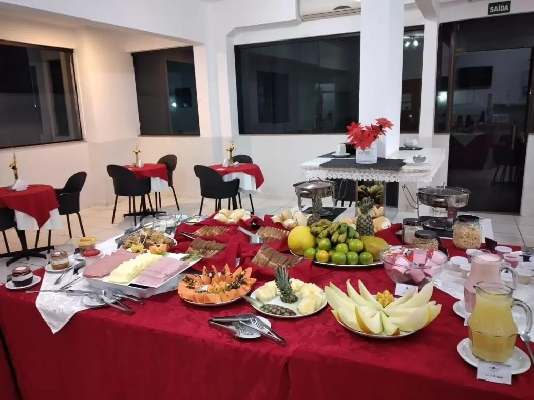 Breakfast in Domum Hotel