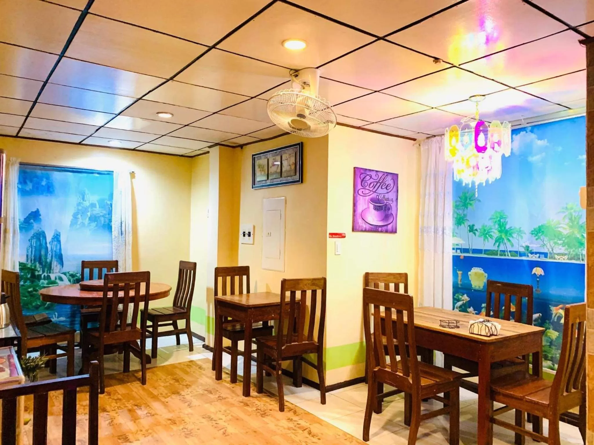 Restaurant/places to eat in Hwan Dynasty Suite