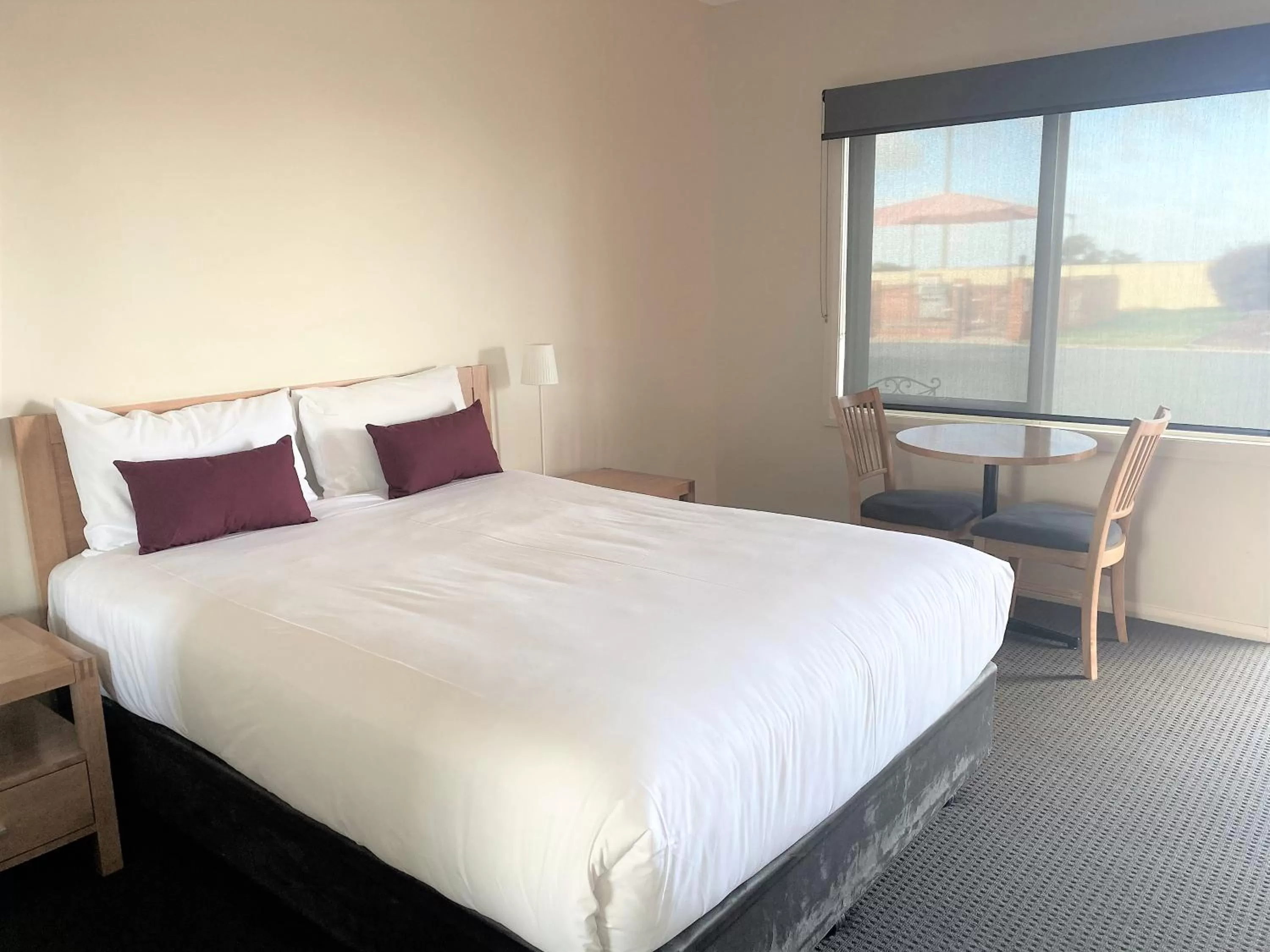 Queen Room - Disability Access in Comfort Inn Bishops Lodge