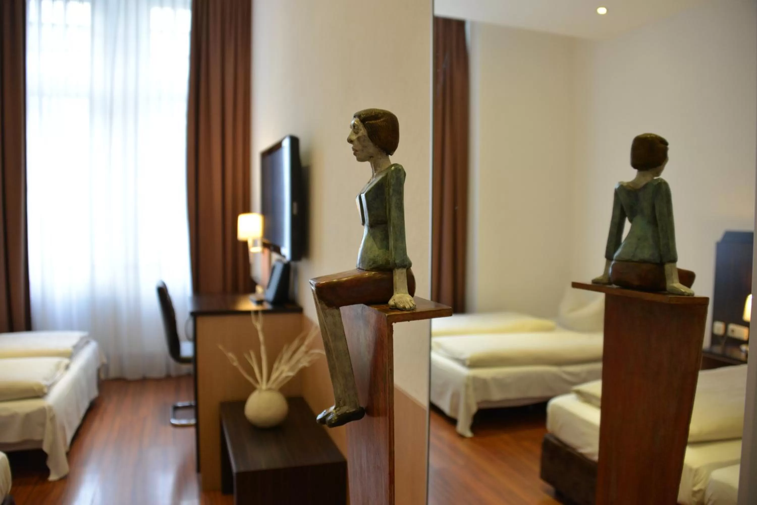 Photo of the whole room, Bed in Arthotel Munich