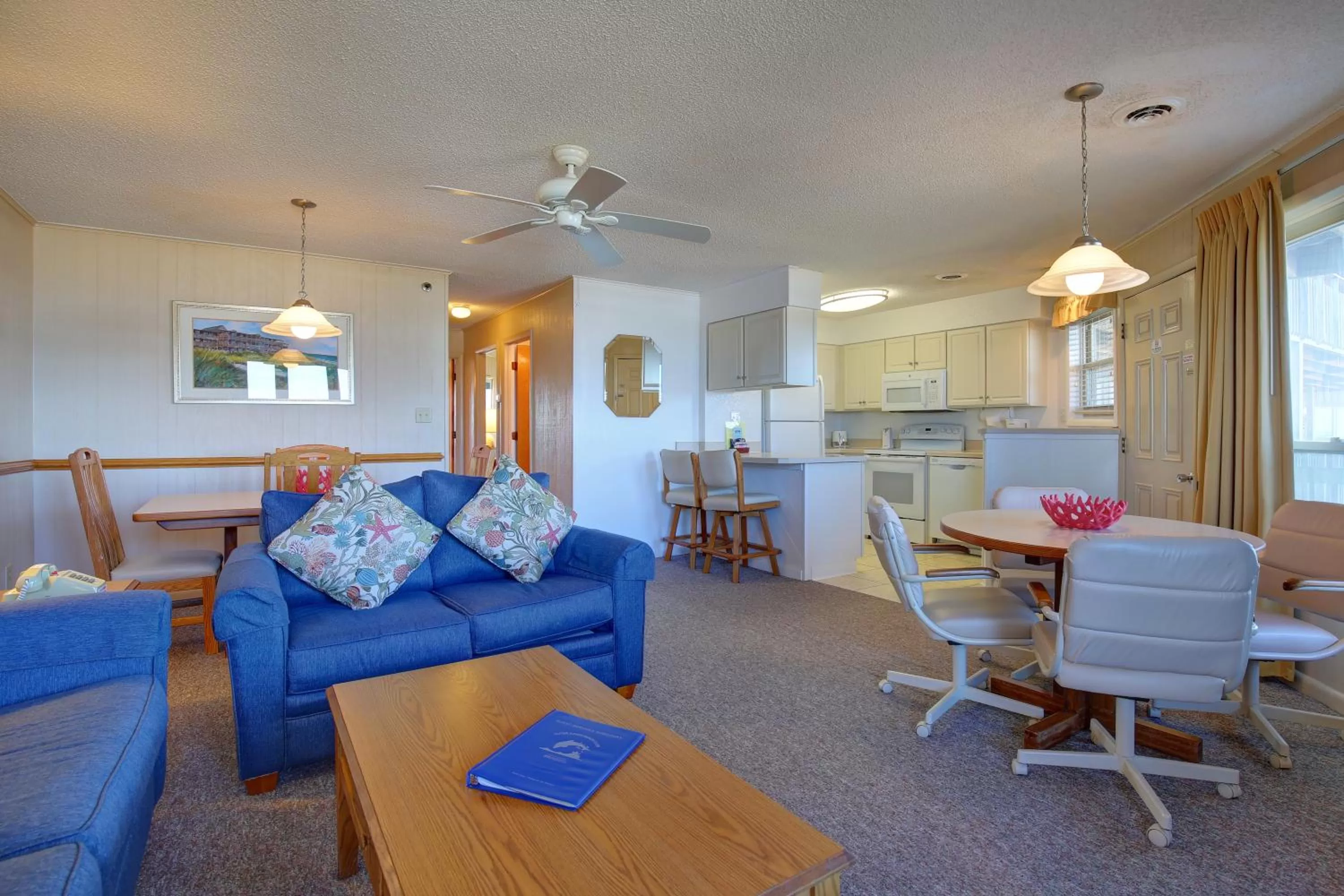 Living room in Outer Banks Beach Club