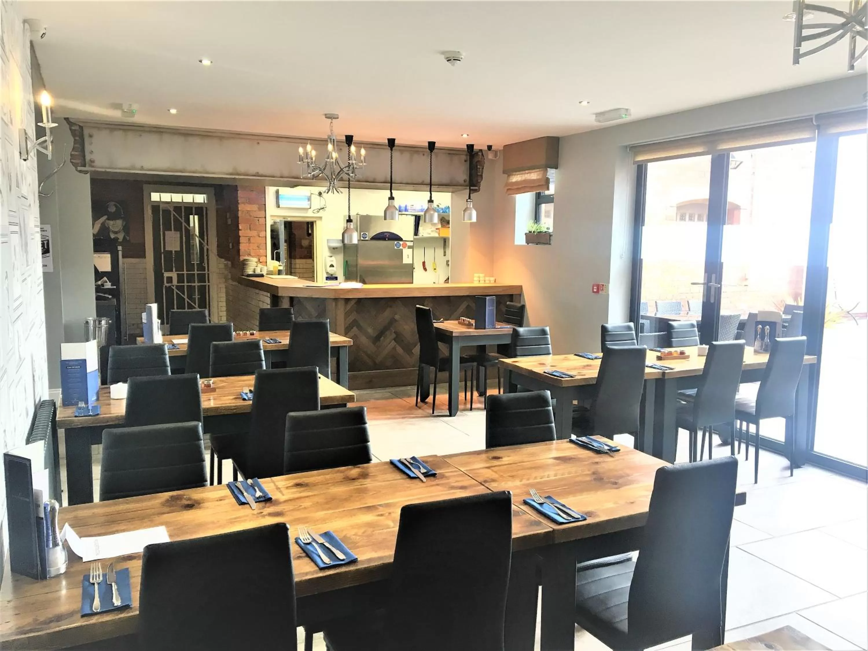 Patio in Kings Park Hotel