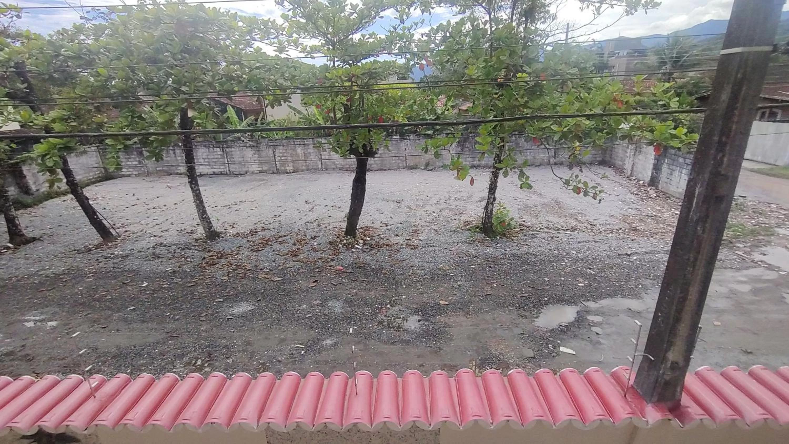 Parking in Hotel Lazaro Ubatuba Ltda