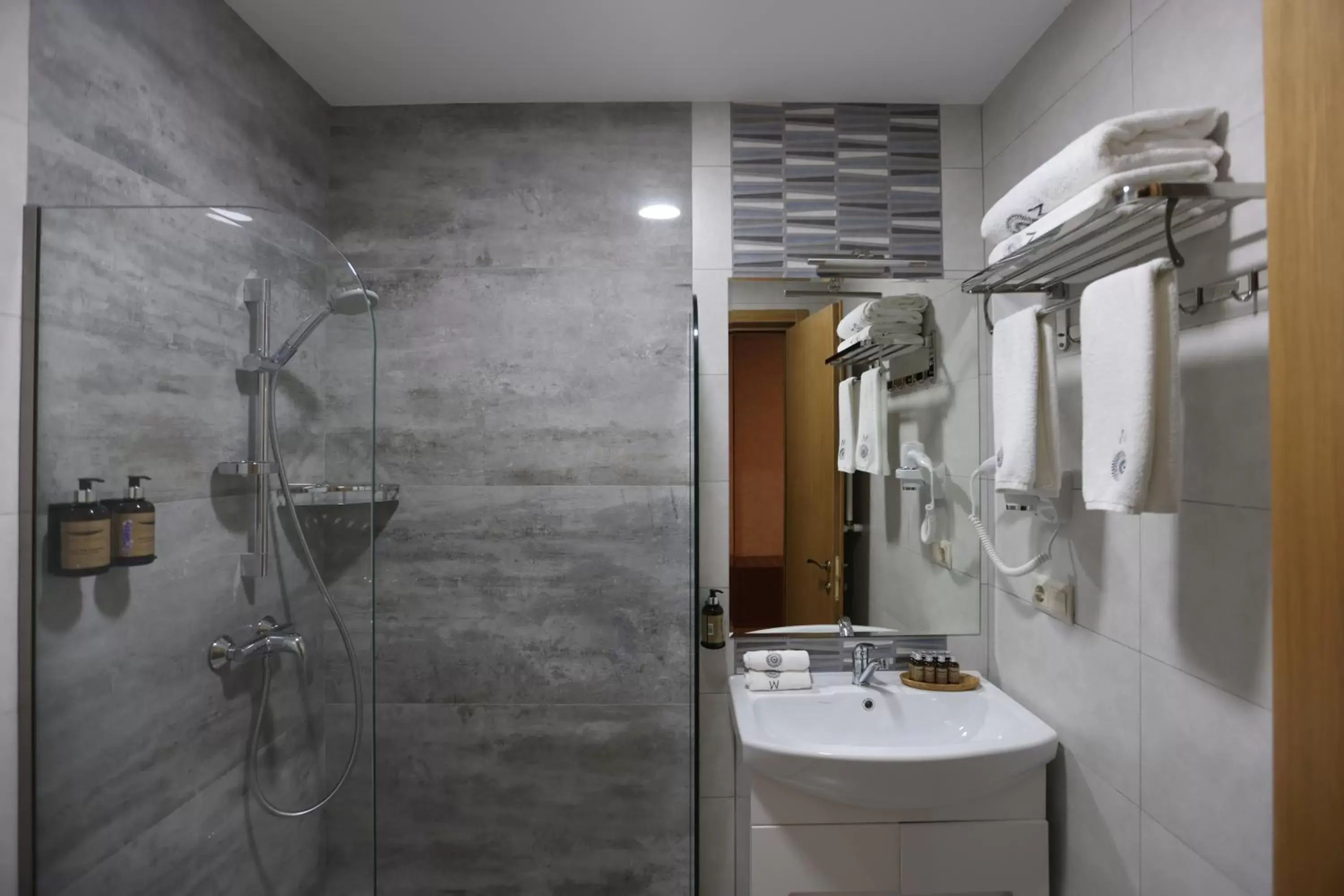 Double or Twin Room with Balcony - single occupancy in Mukhrantubani Boutique Hotel Double or Twin Room with Balcony - single occupancy in Mukhrantubani Boutique Hotel