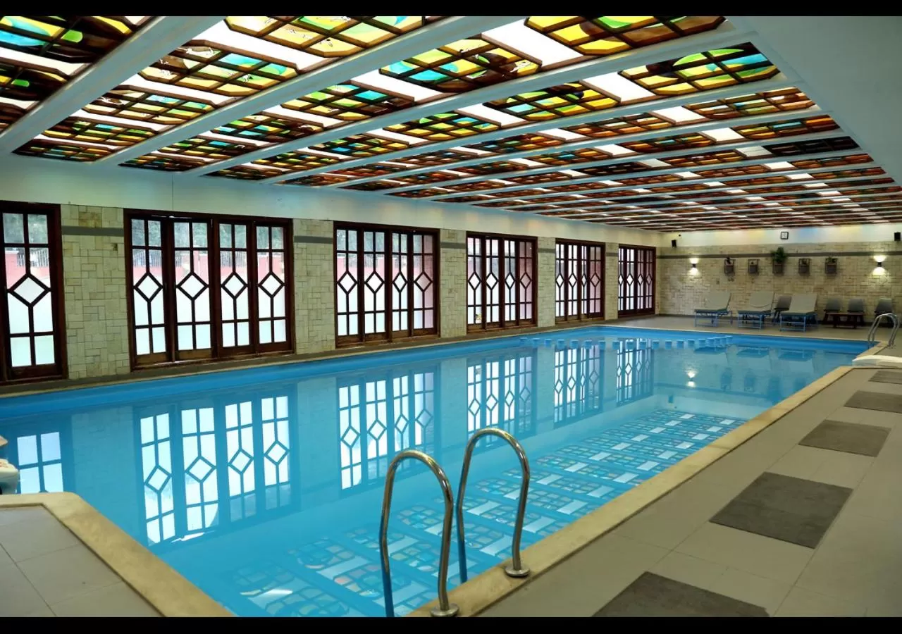 Swimming pool in Hotel AGC