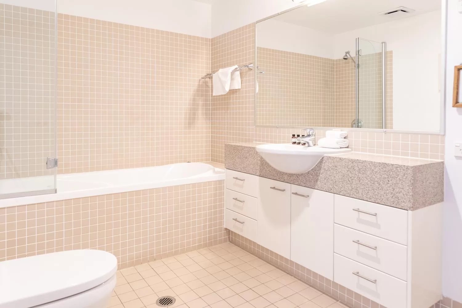 Bathroom in Grandview Apartments