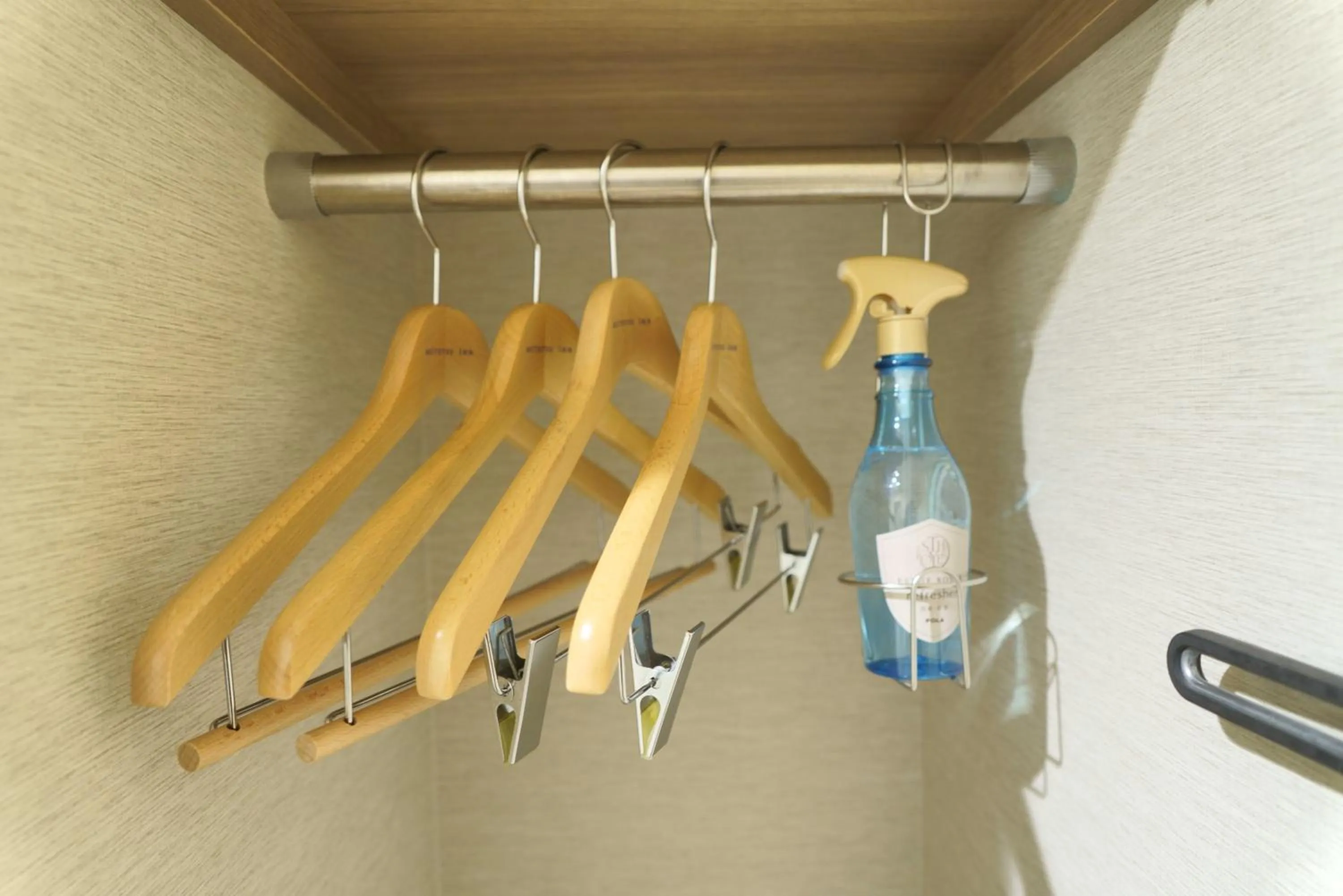 Photo of the whole room in Meitetsu Inn Hamamatsucho