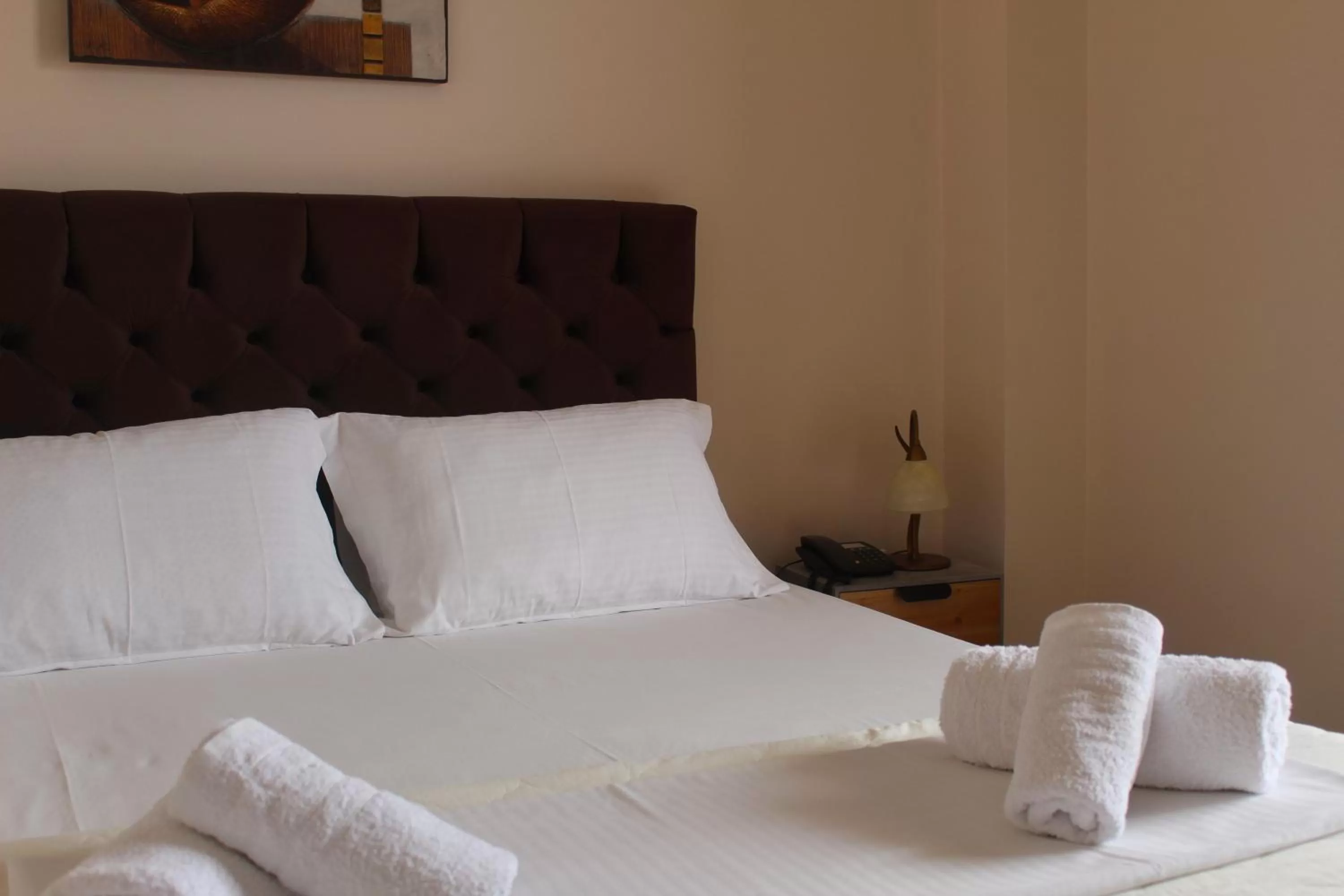 Bedroom, Bed in Sofotel