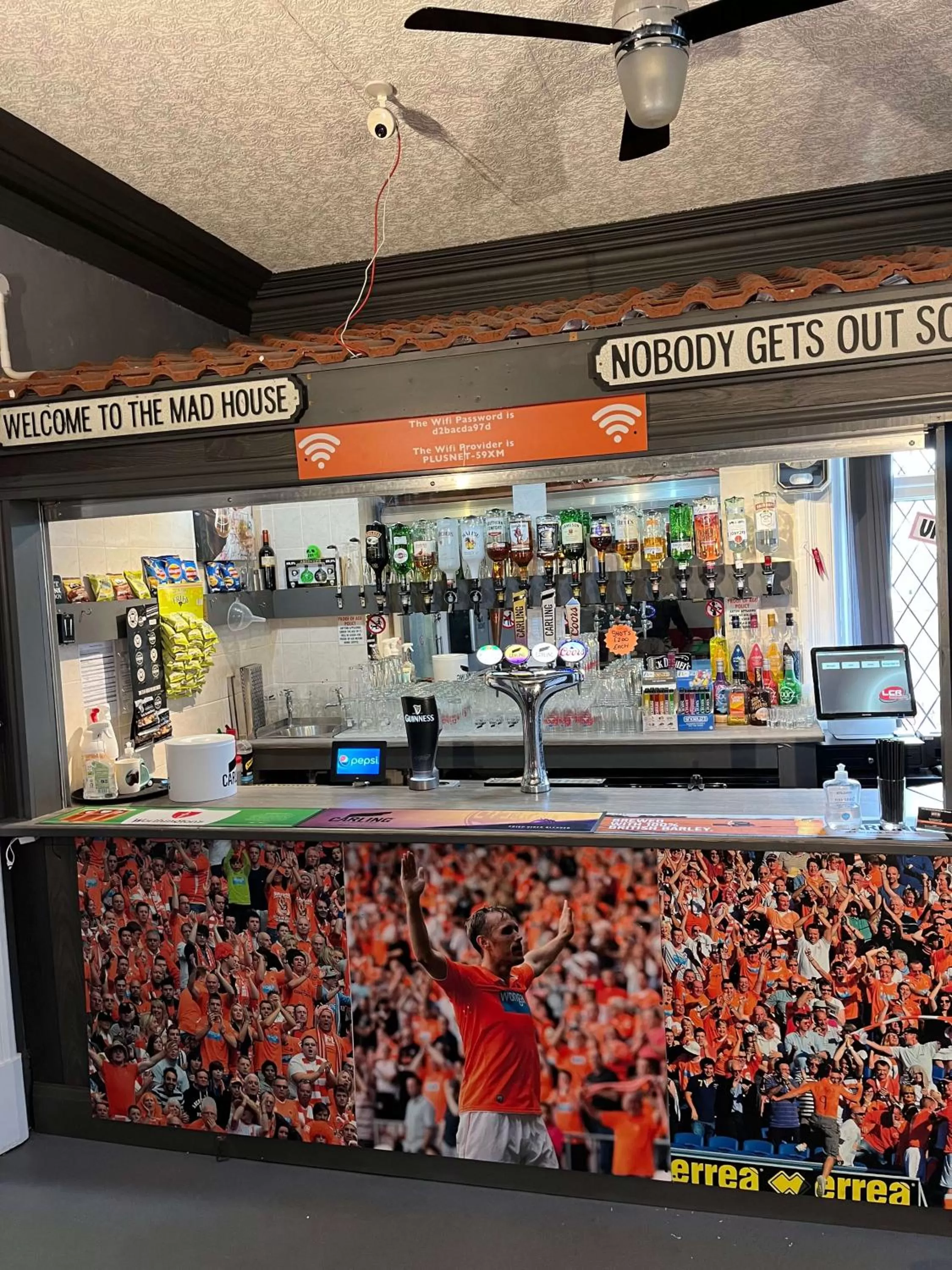 Lounge or bar in The Norwood Hotel for Groups-Blackpool Party Weekends