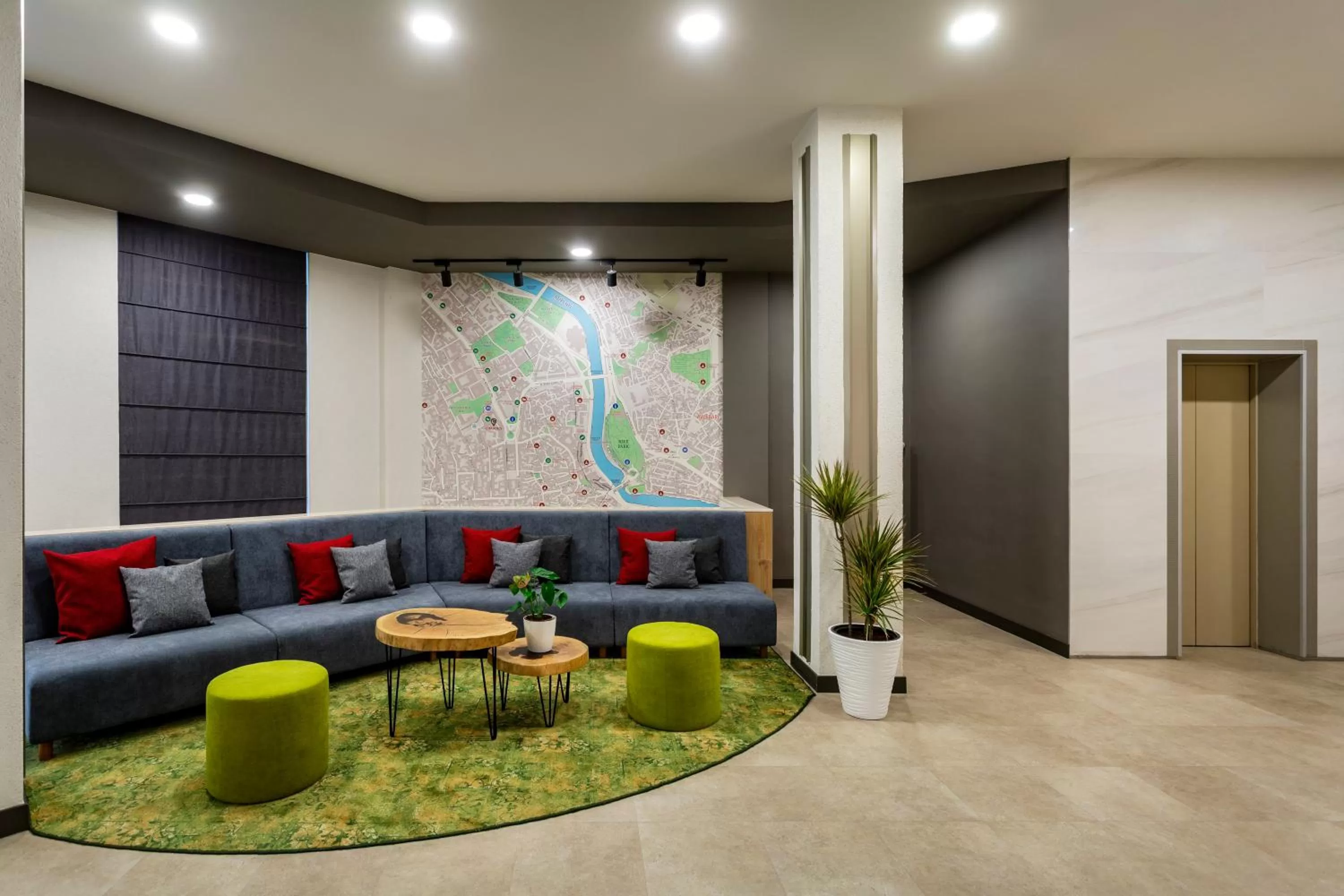 Lobby or reception in Citadines City Centre Tbilisi