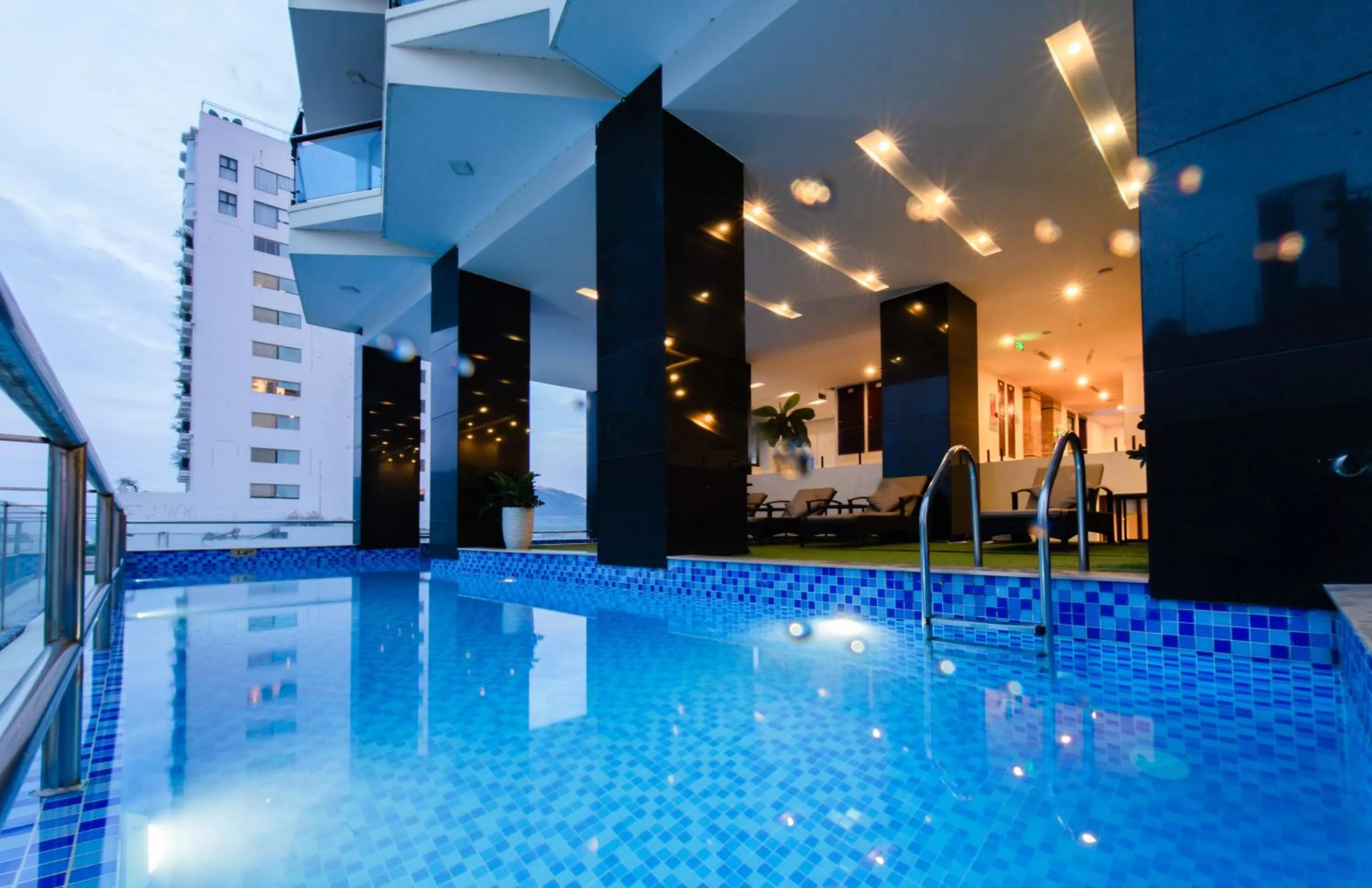  in Red Sun Nha Trang Hotel