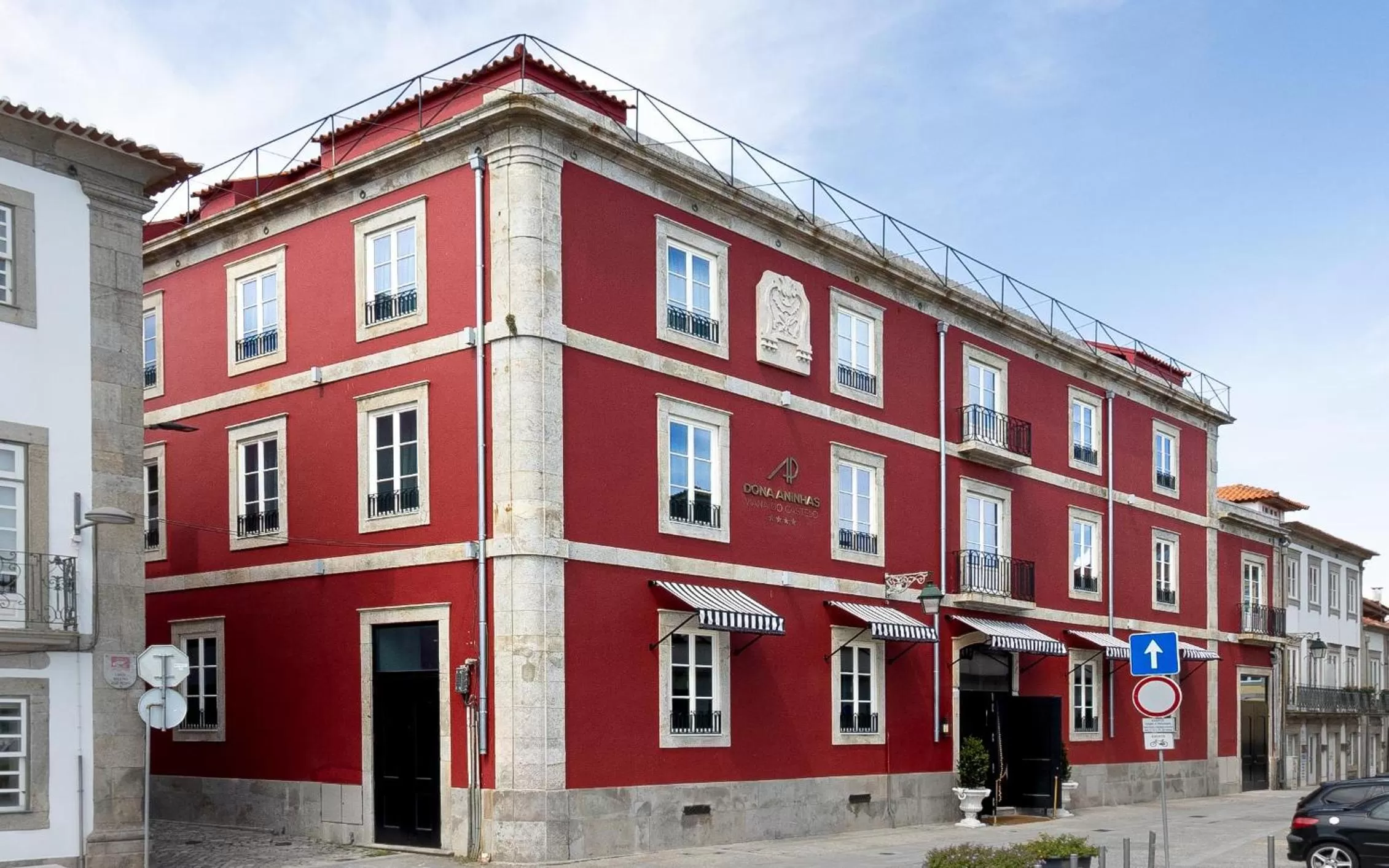 Property building in AP Dona Aninhas