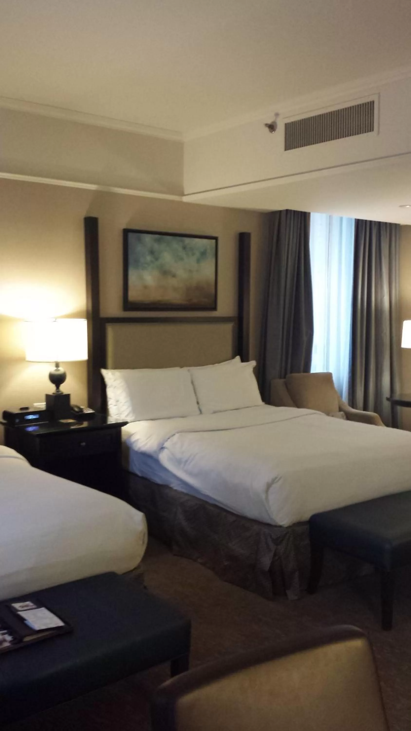 Bedroom, Bed in Fairmont Palliser