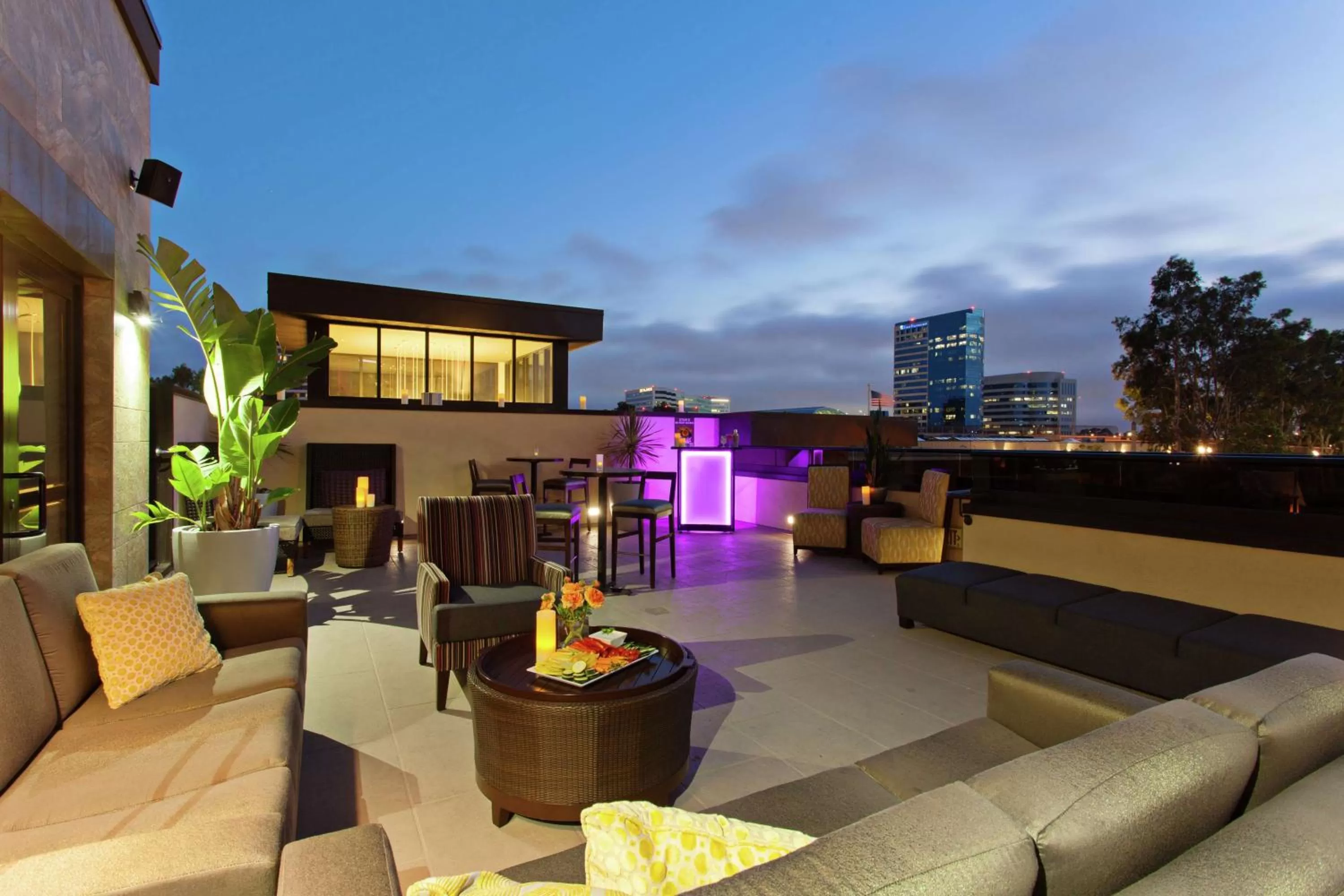 Patio in Hilton Garden Inn Irvine/Orange County Airport