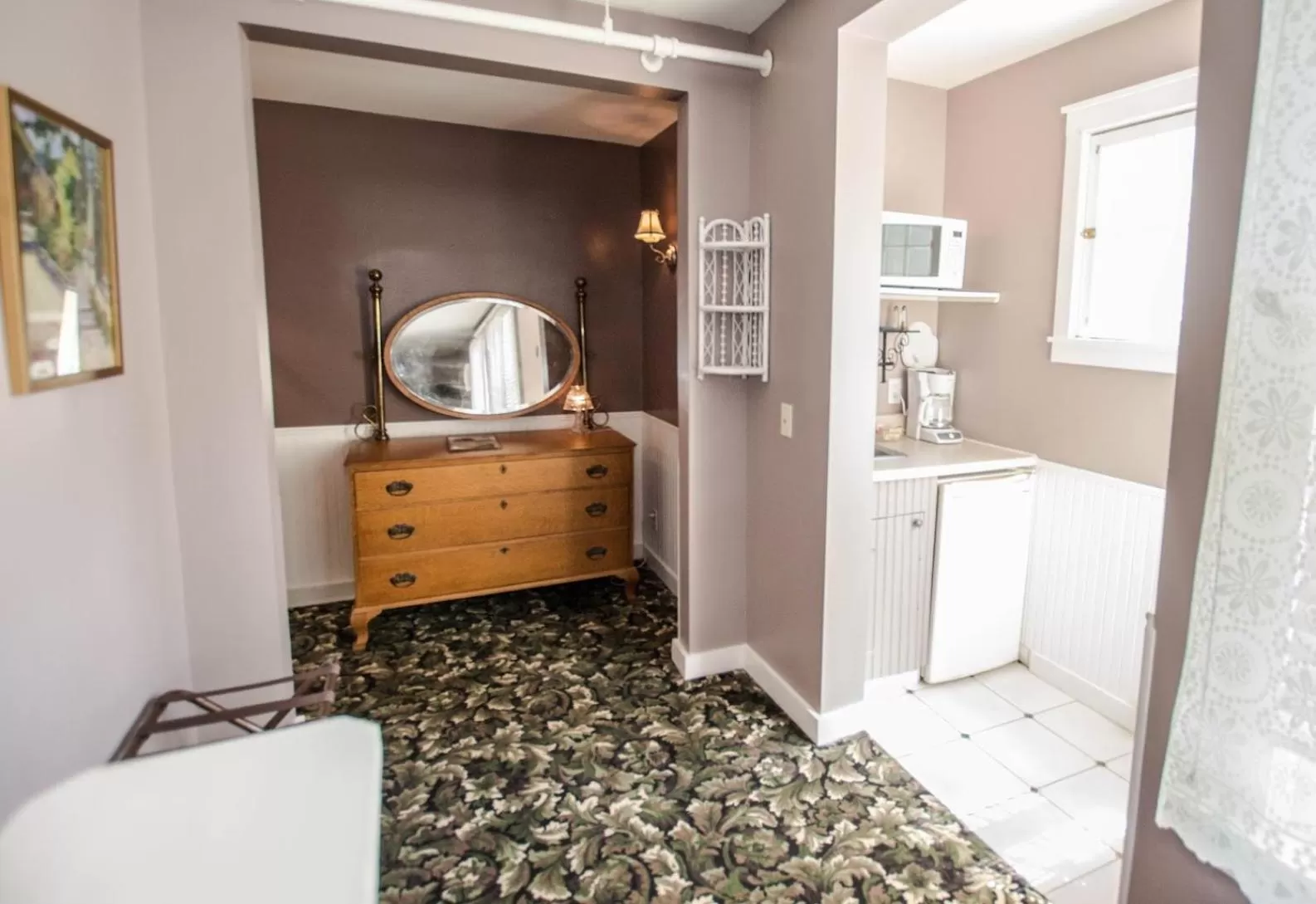 Toilet in Terrace Inn and 1911 Restaurant