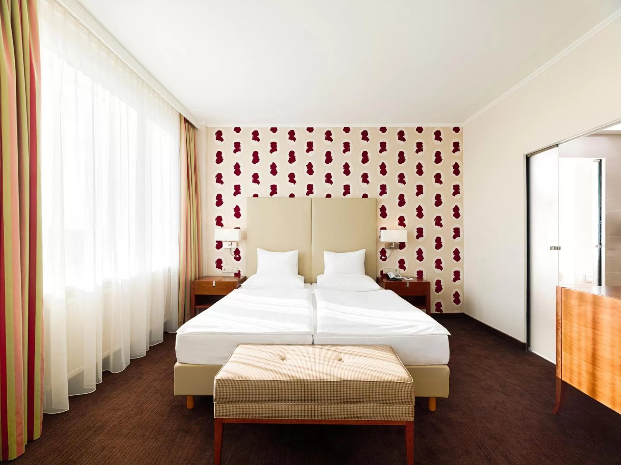 Photo of the whole room, Bed in Hotel Am Parkring