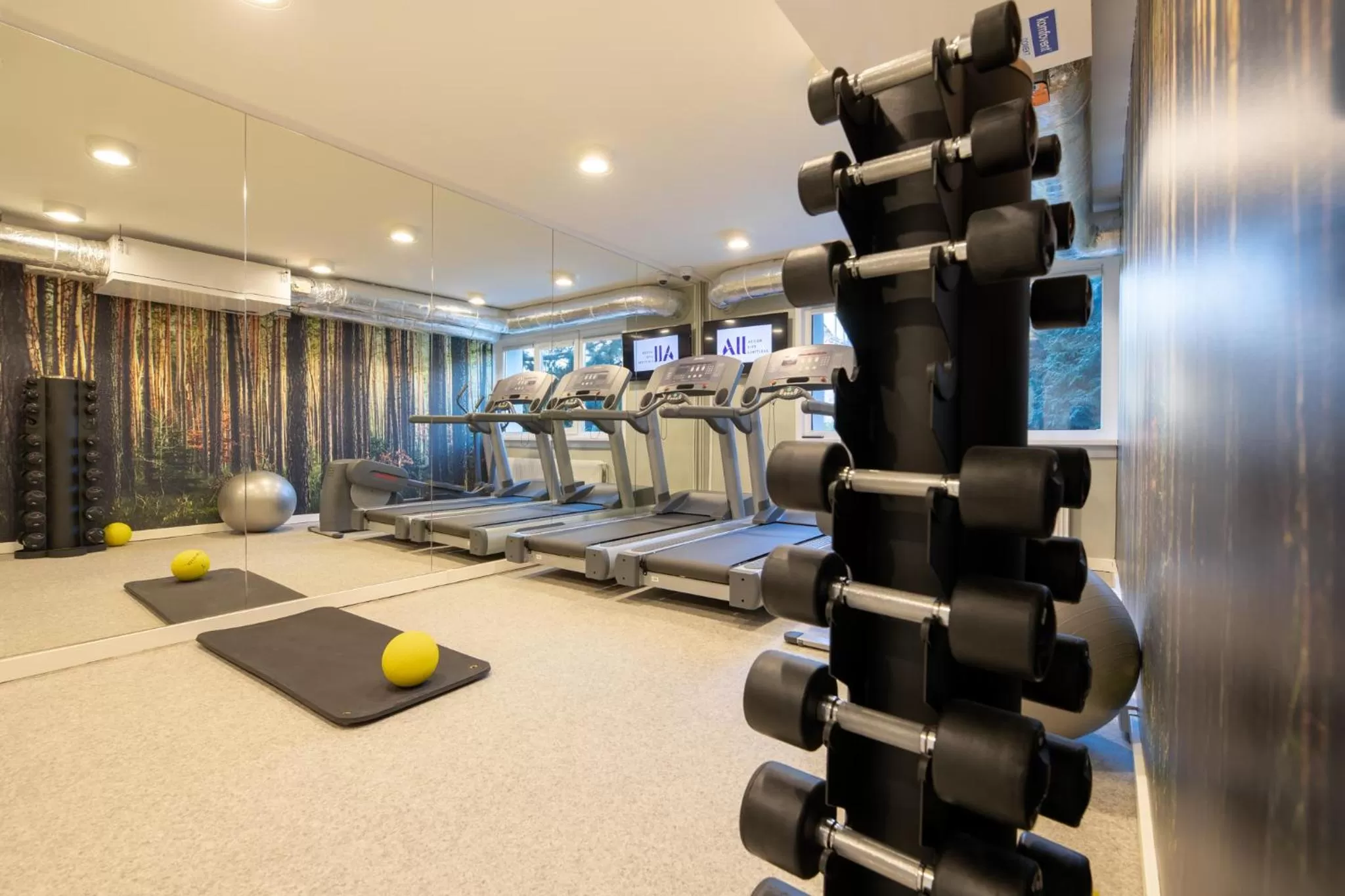 Fitness centre/facilities in Novotel Wrocław City