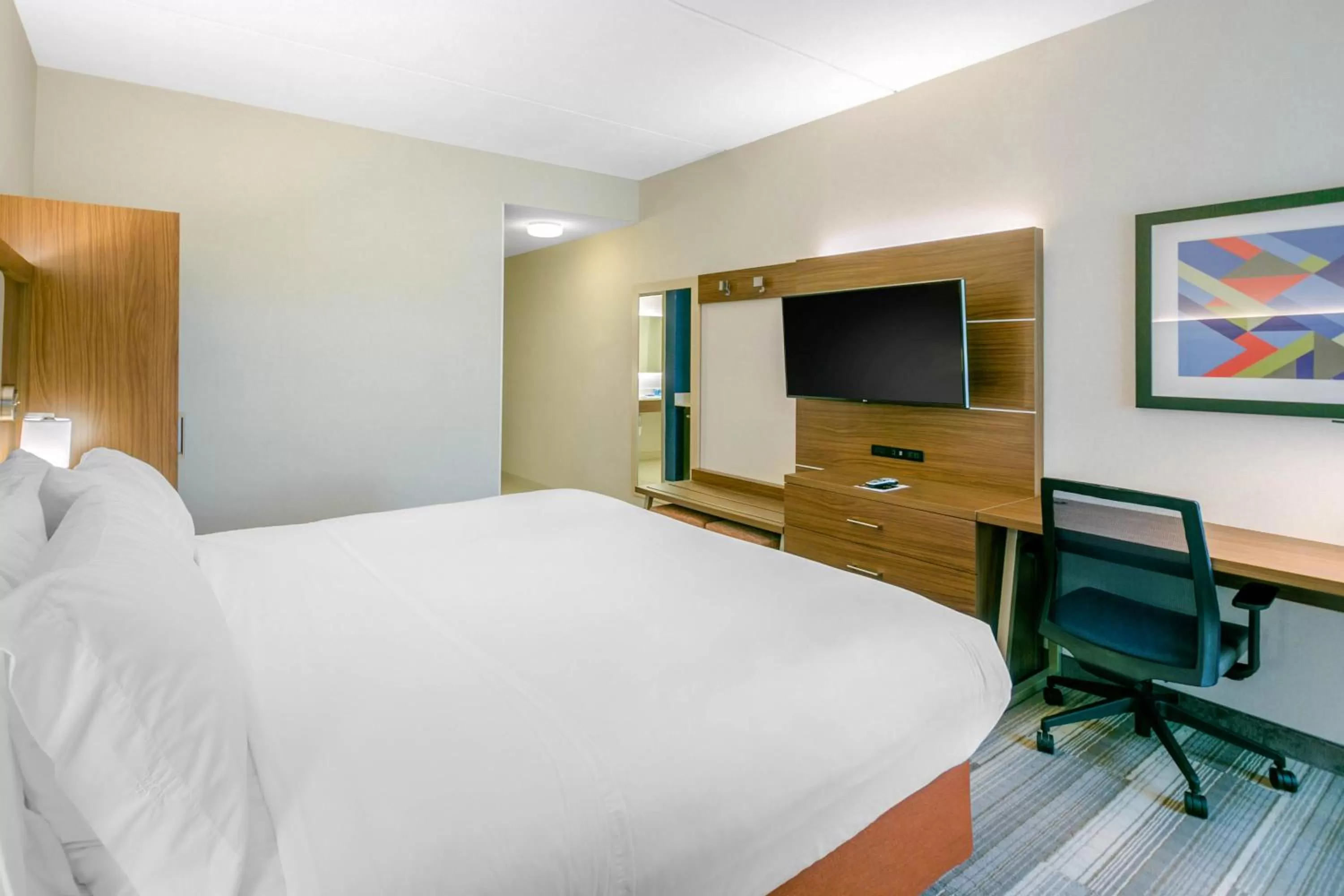 Bedroom, Bed in Holiday Inn Express Mount Arlington by IHG