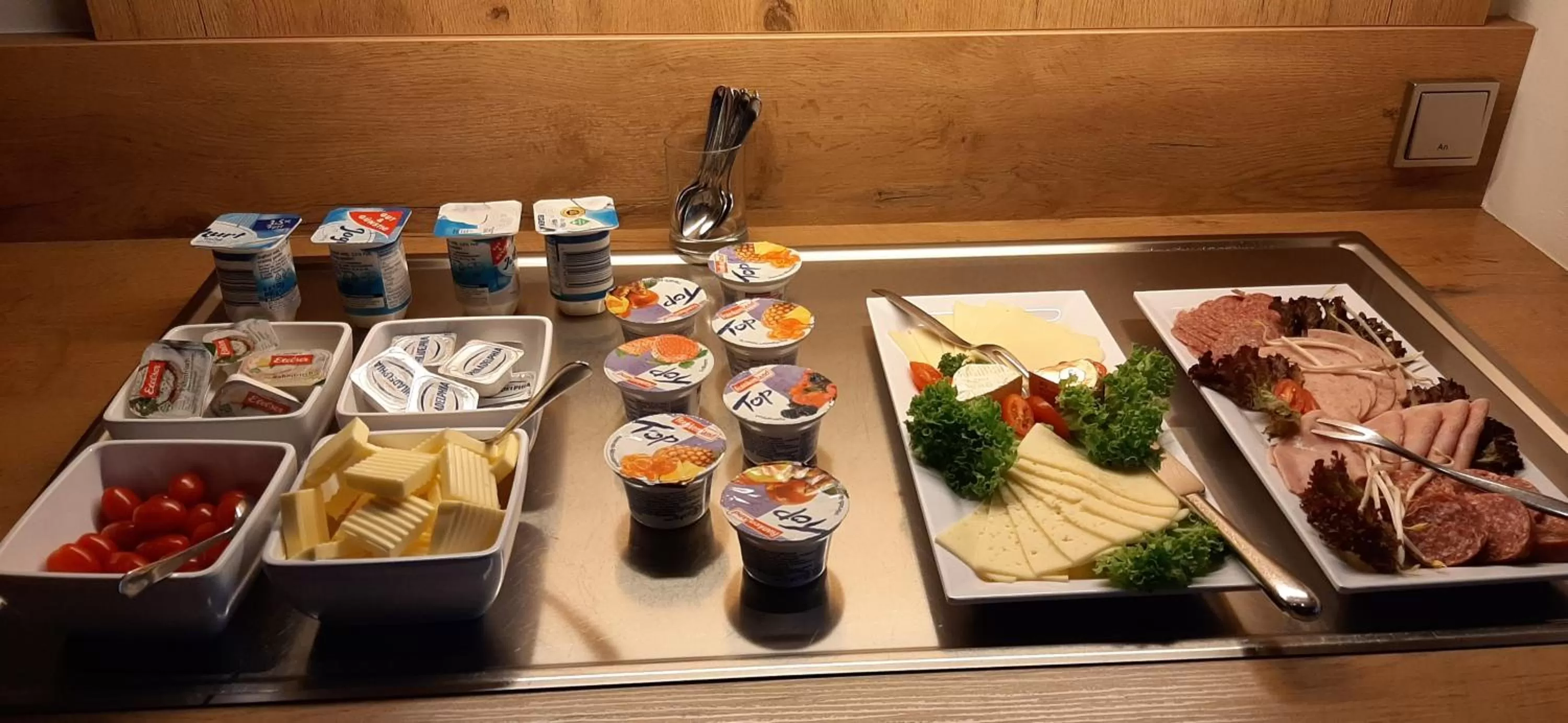 Buffet breakfast in Landgasthof Zur scharfen Ecke