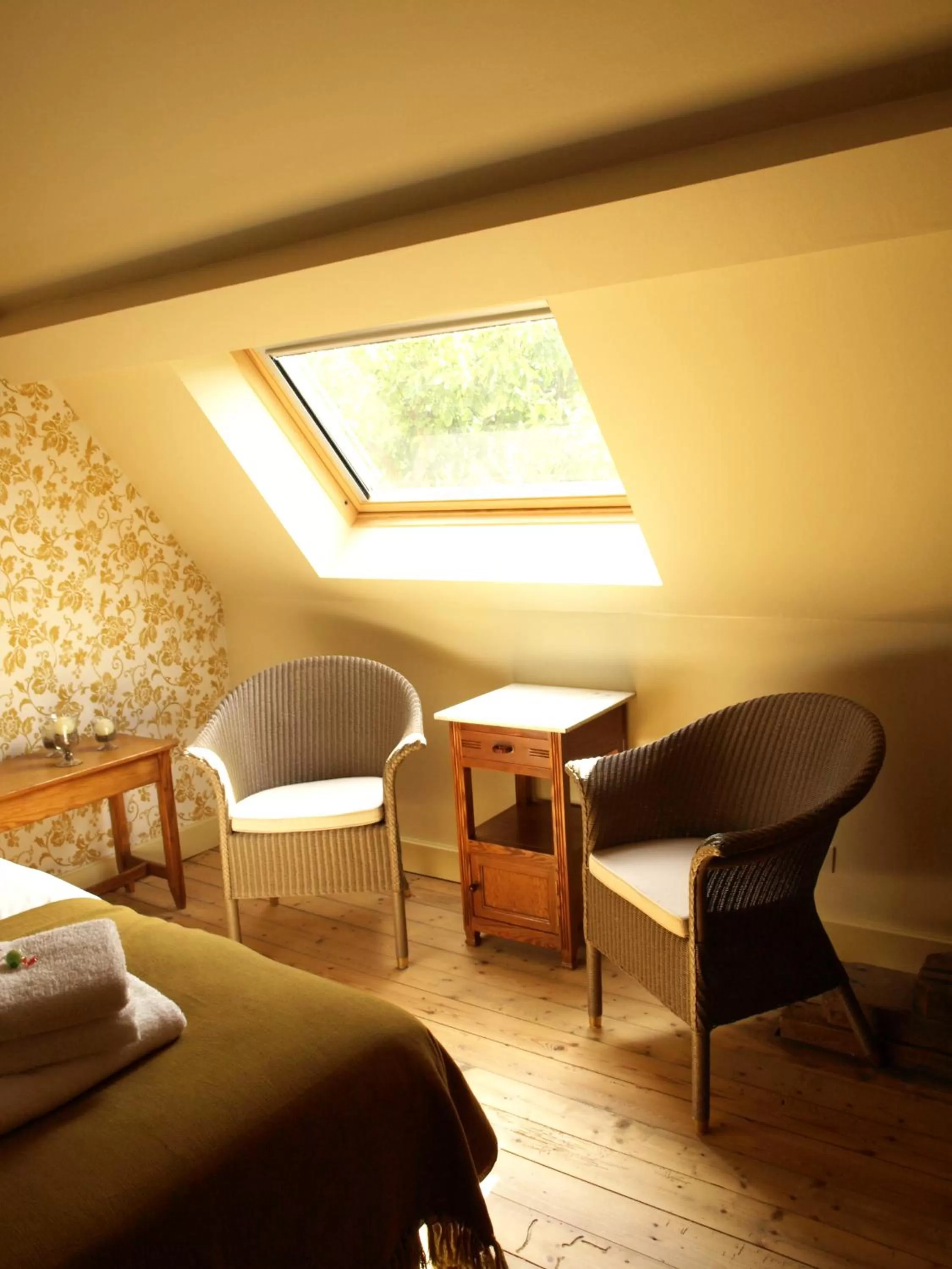 Decorative detail, Bed in B&B Pastorie van Merkem