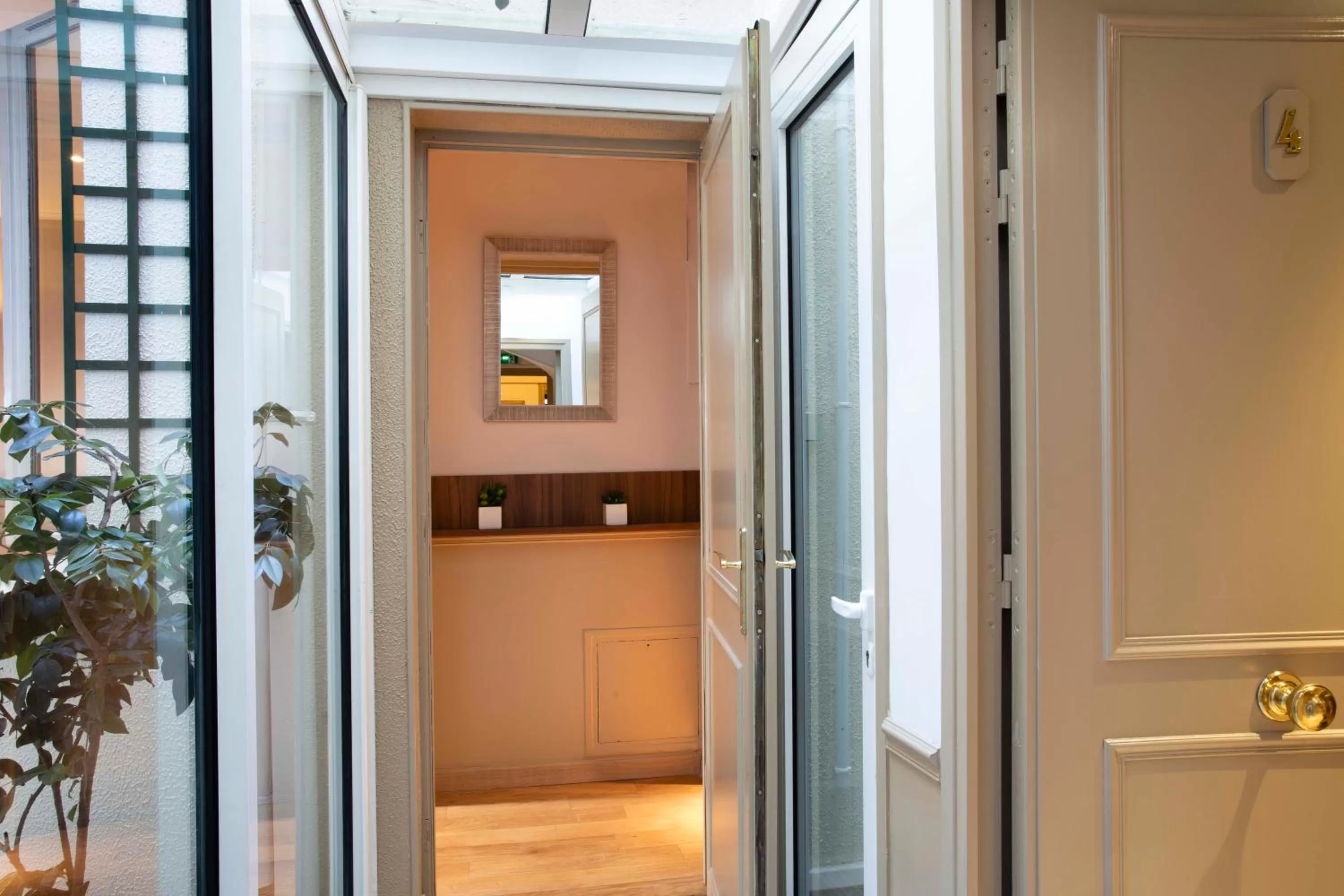 Hôtel de la Tour Eiffel