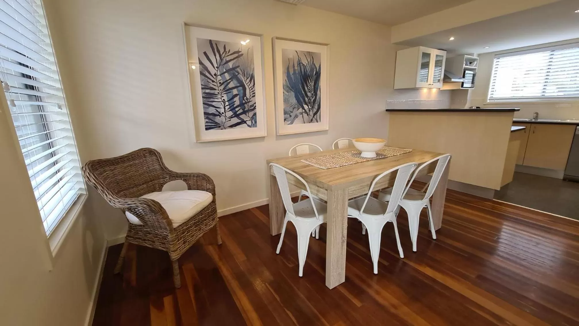 Living room in Stay At Raffertys Resort