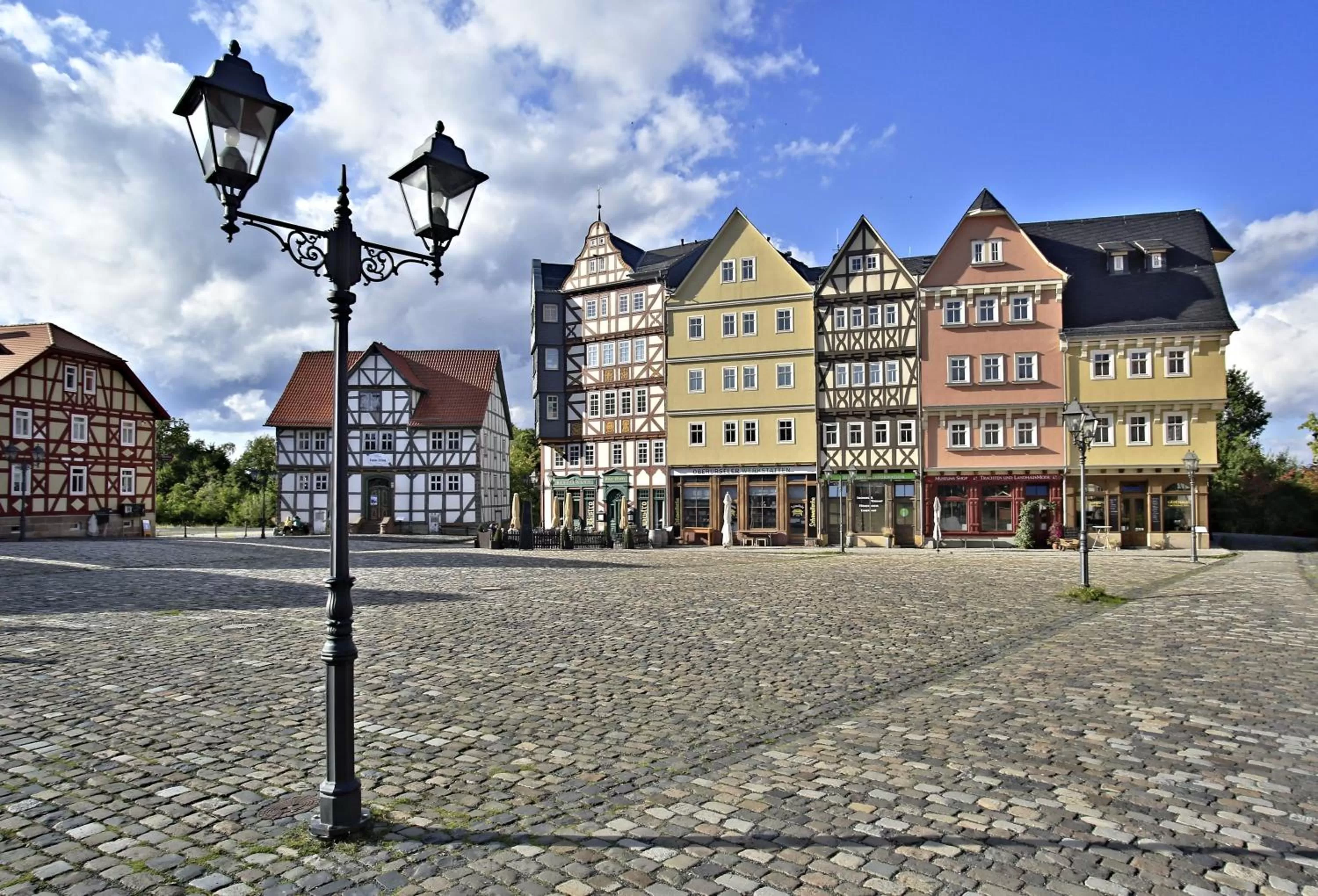 Area and facilities in Limes Hotel