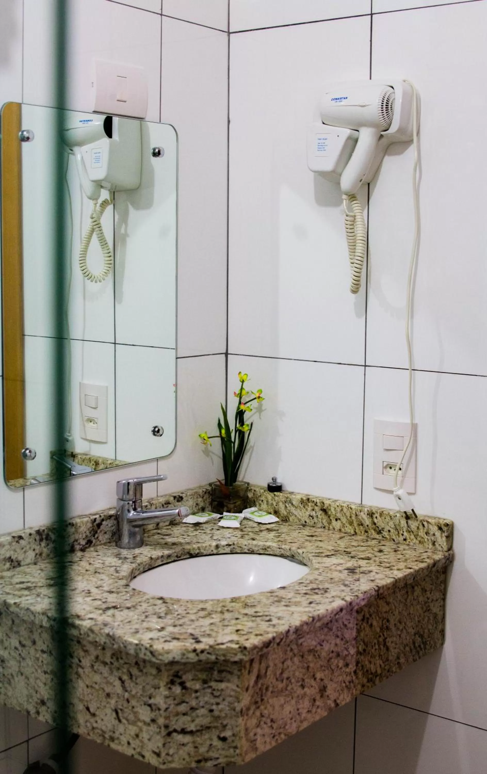 Bathroom in Hotel Baviera Iguassu