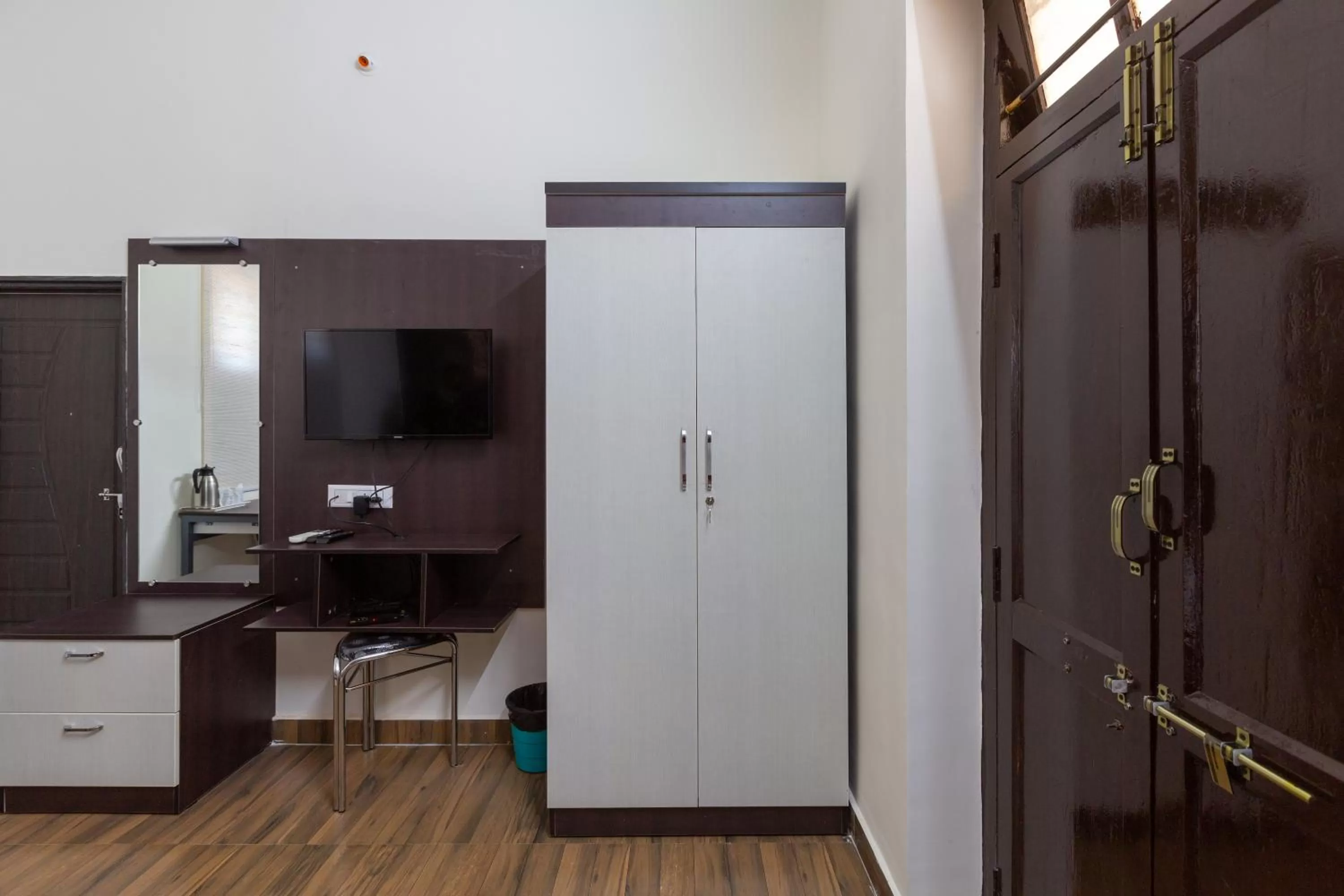 KSTDC Hotel Mayura Vijayanagara Hampi