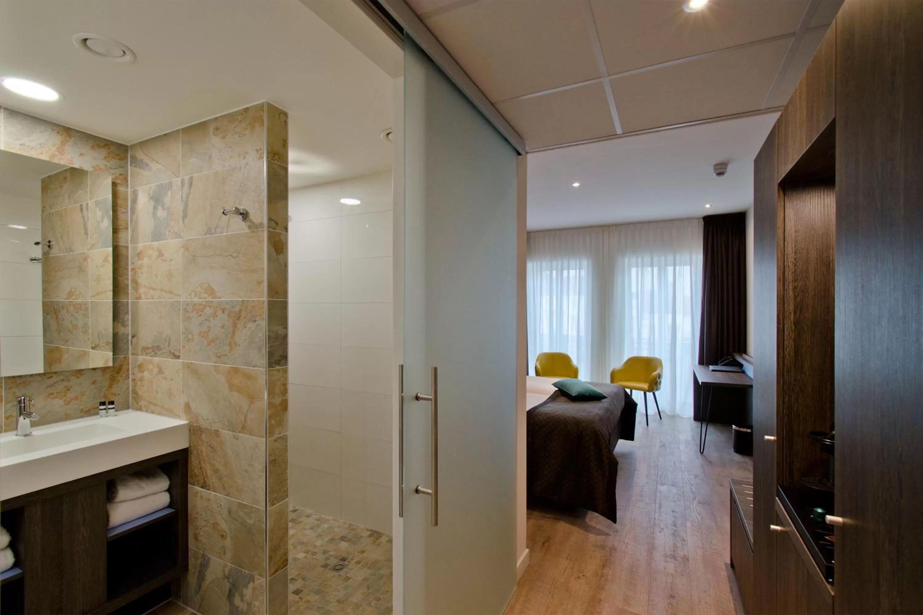 Bathroom in Hotel Roermond