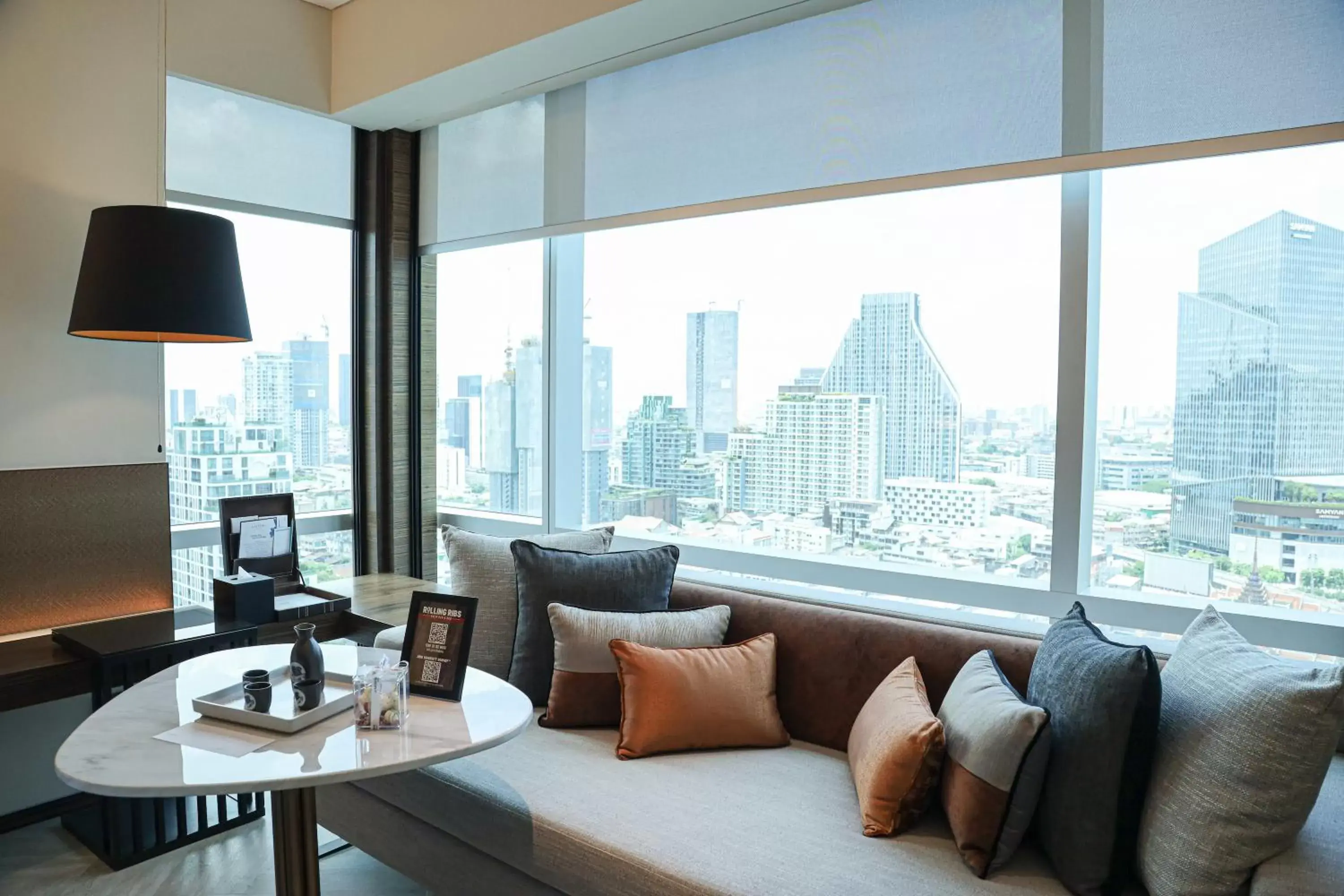 Executive, Guest room, 1 King, High floor in Le Meridien Bangkok Executive, Guest room, 1 King, High floor in Le Meridien Bangkok