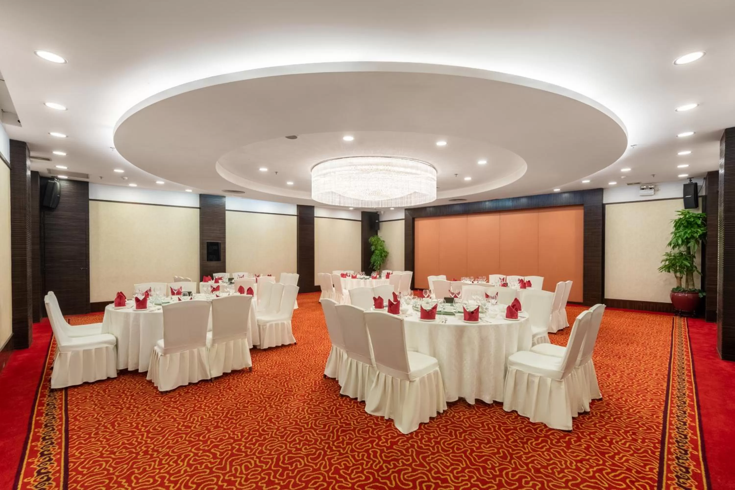 Meeting/conference room in Crowne Plaza Foshan by IHG