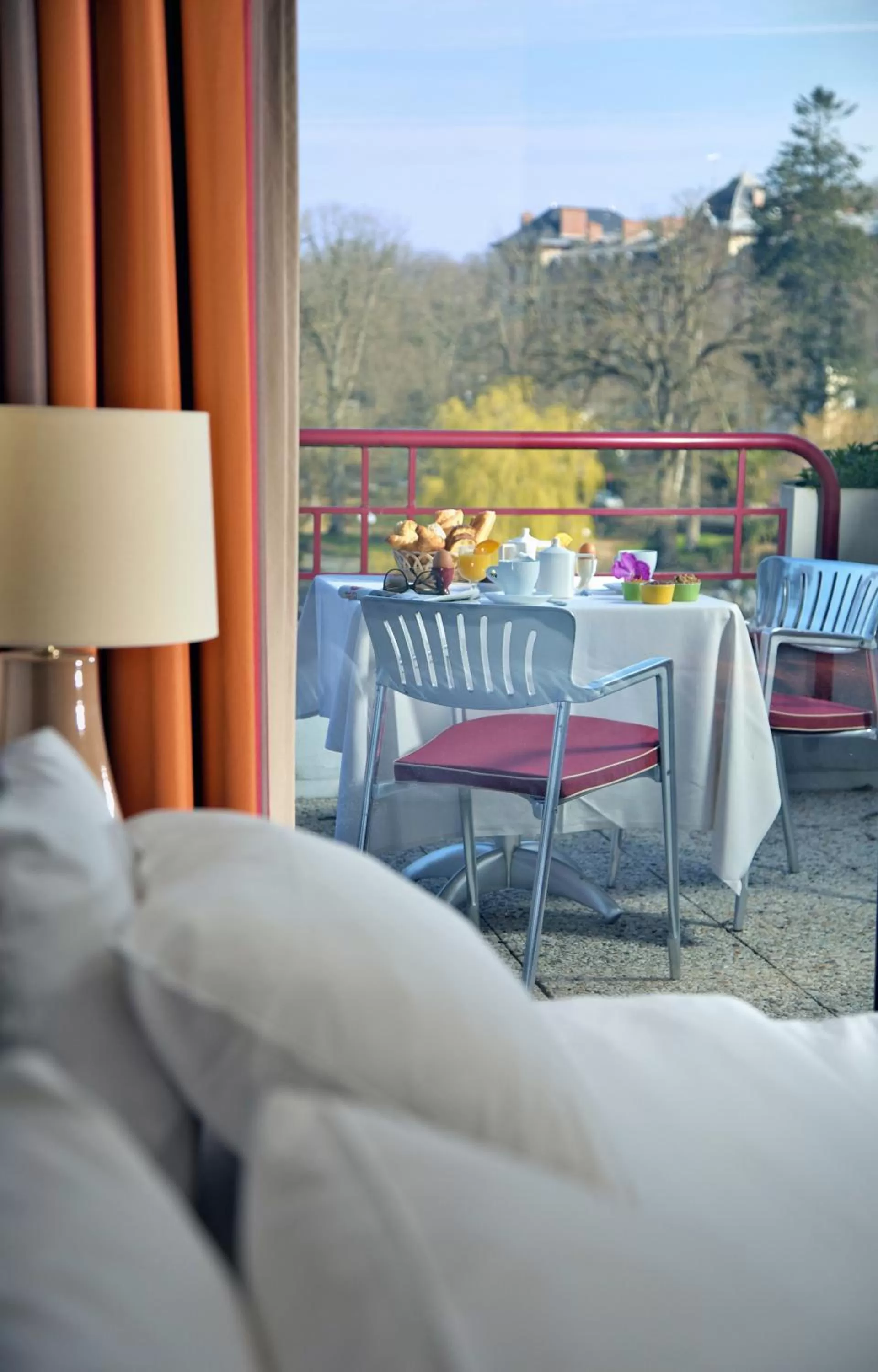 Photo of the whole room in Hôtel Spa Du Béryl