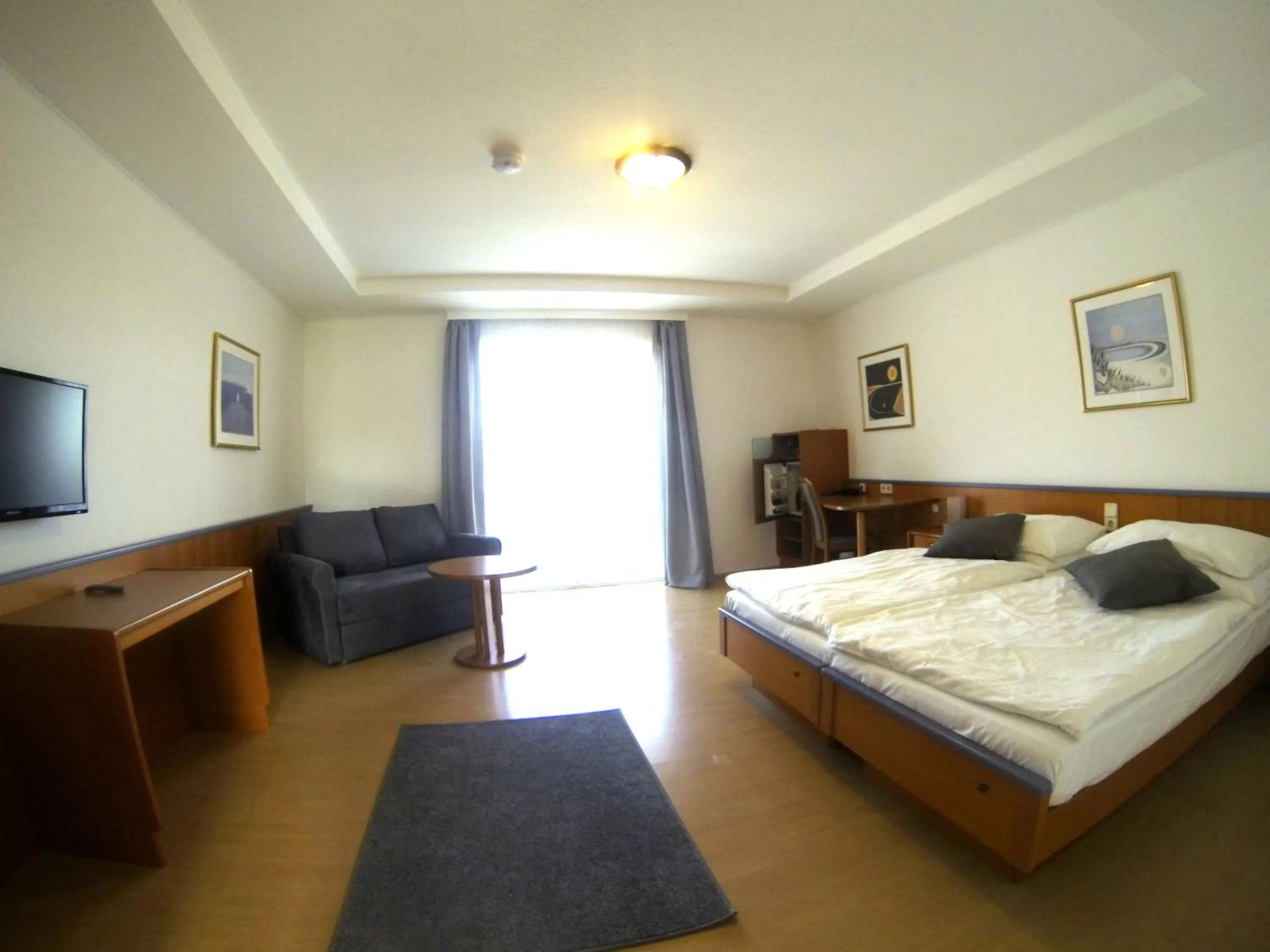 Photo of the whole room in Sporthotel Podersdorf