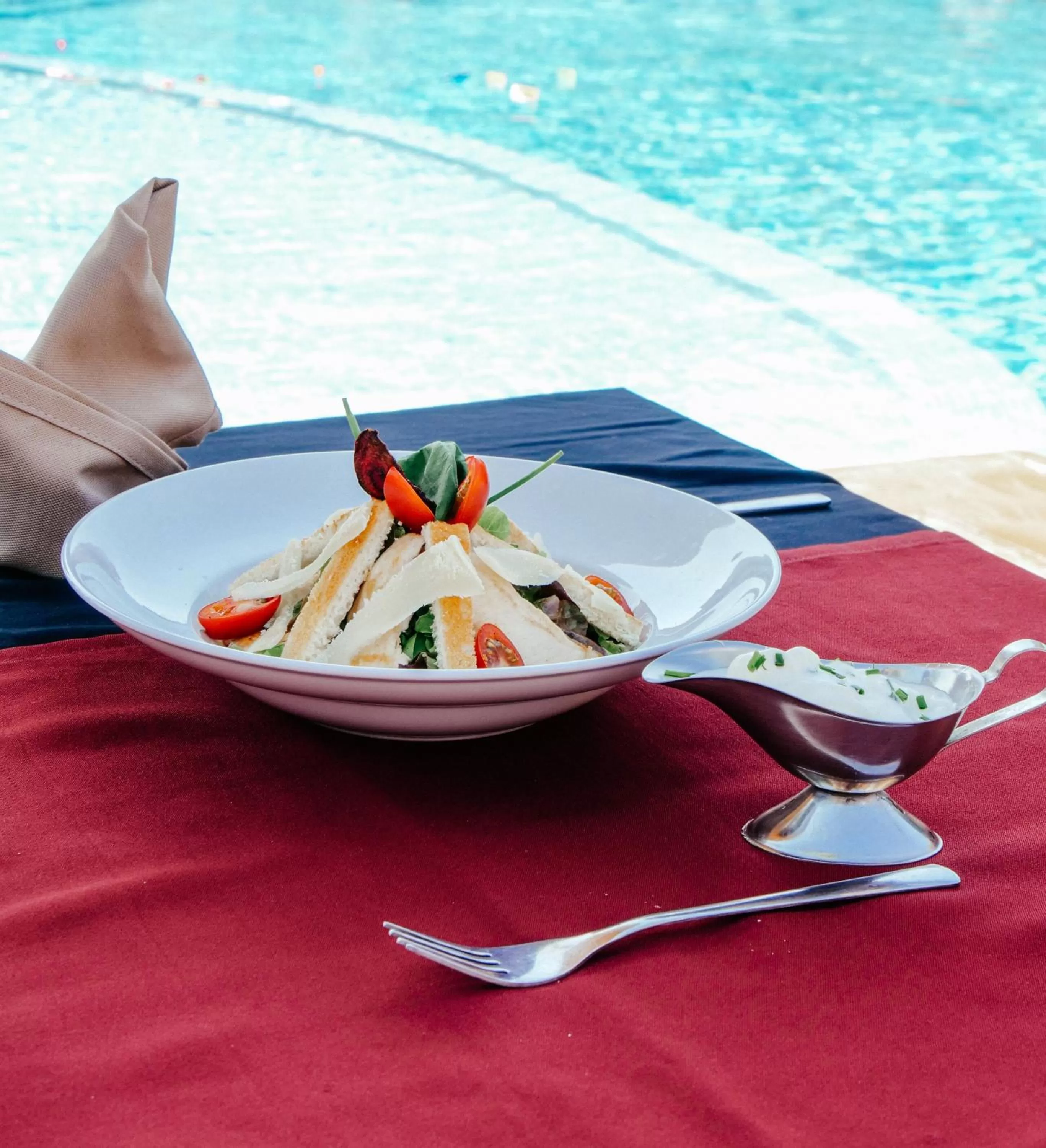 Restaurant/places to eat in Club Paradisio