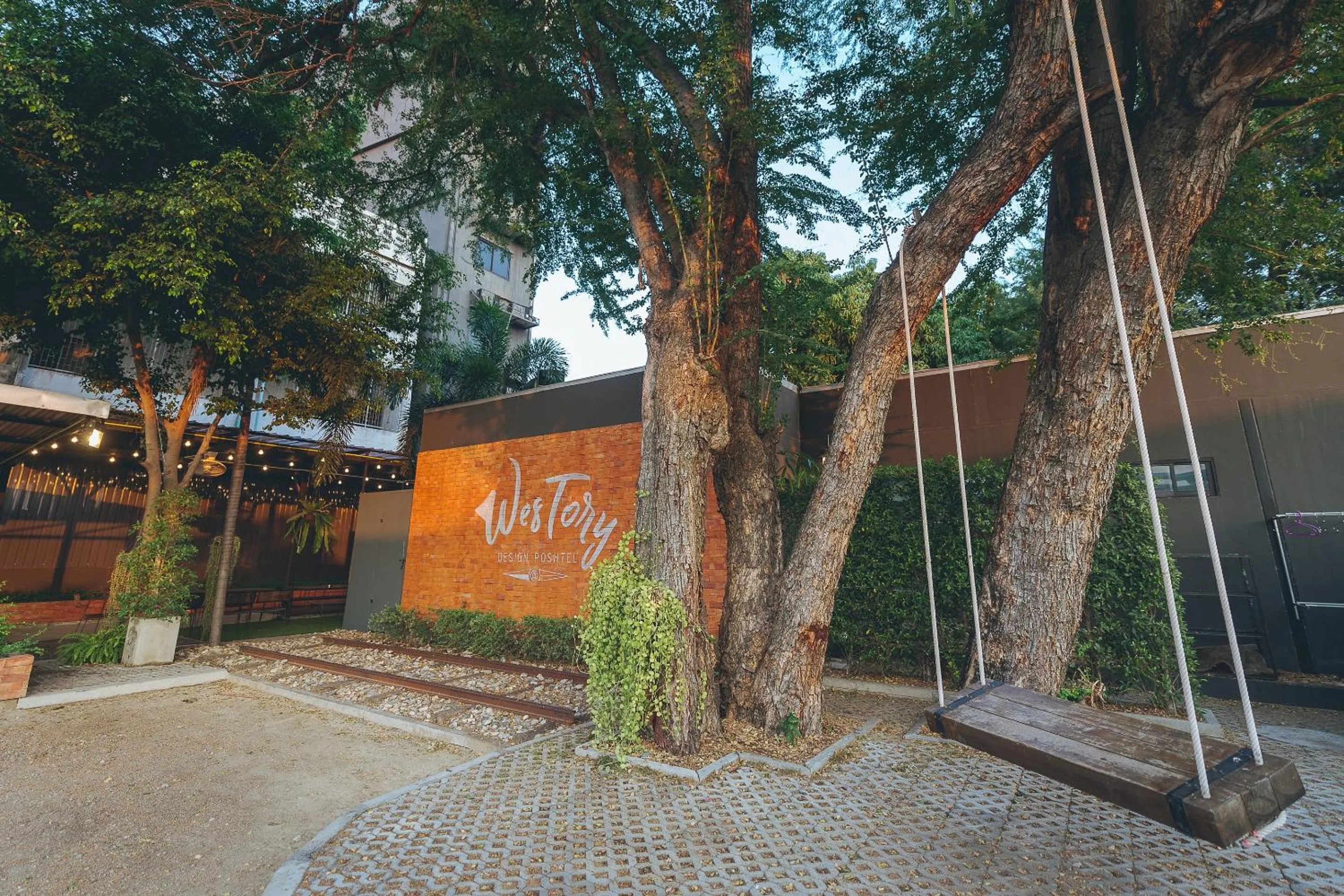 Other in Westory Design Poshtel