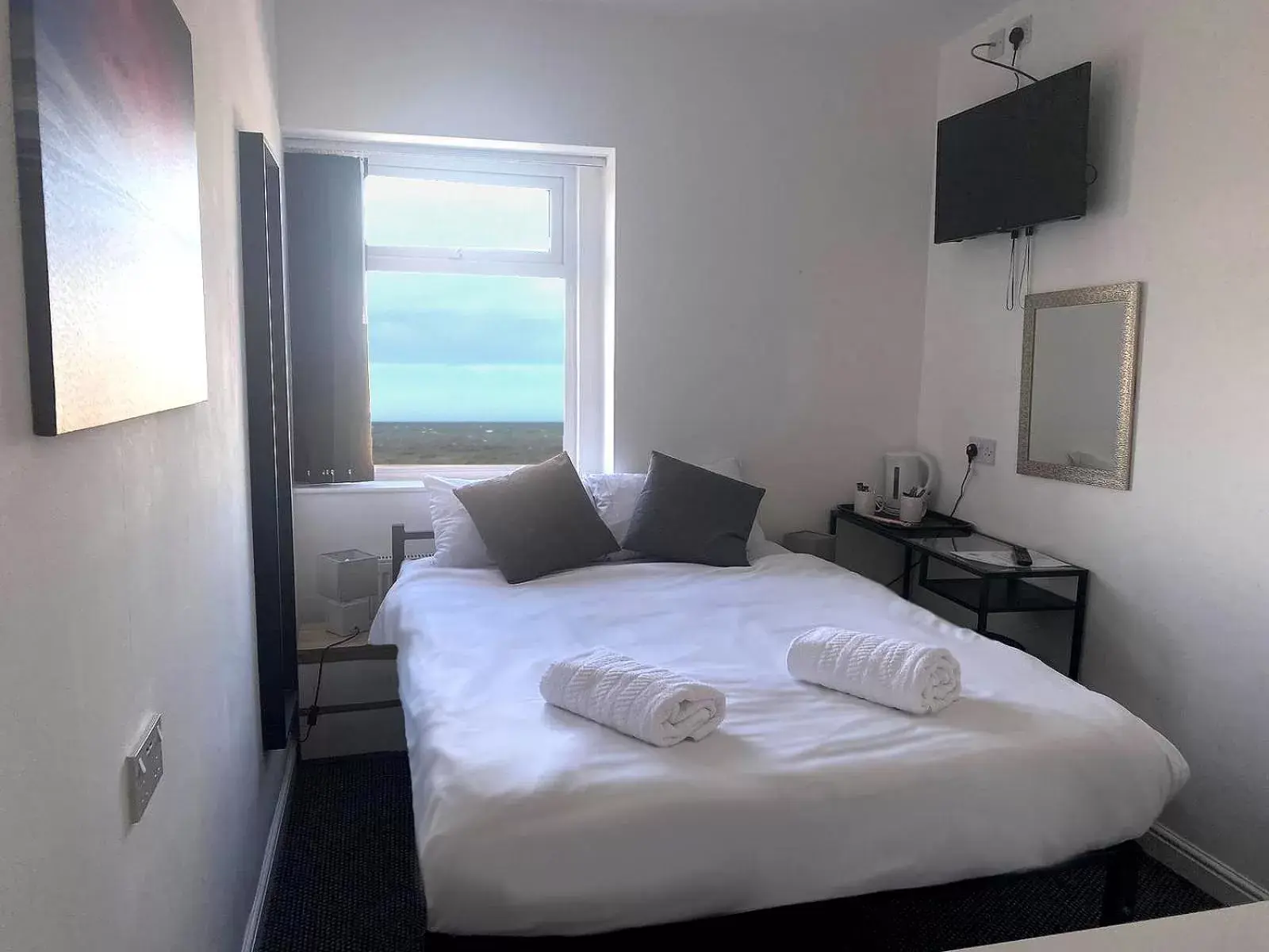 Double Room with Sea View in Blackpool Resort Hotel Double Room with Sea View in Blackpool Resort Hotel