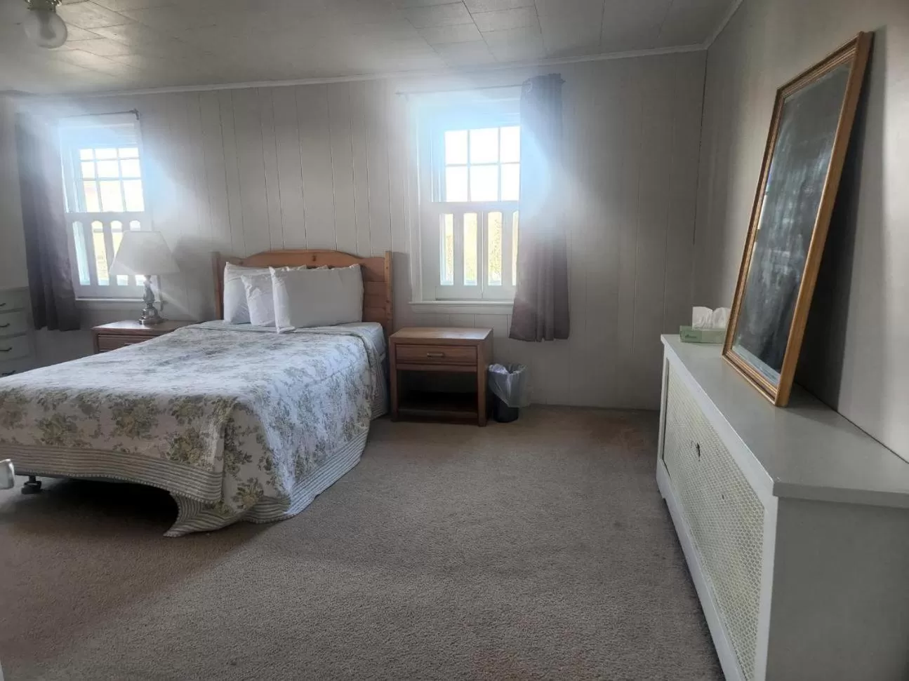 Bed in Spruce Lane Lodge and Cottages