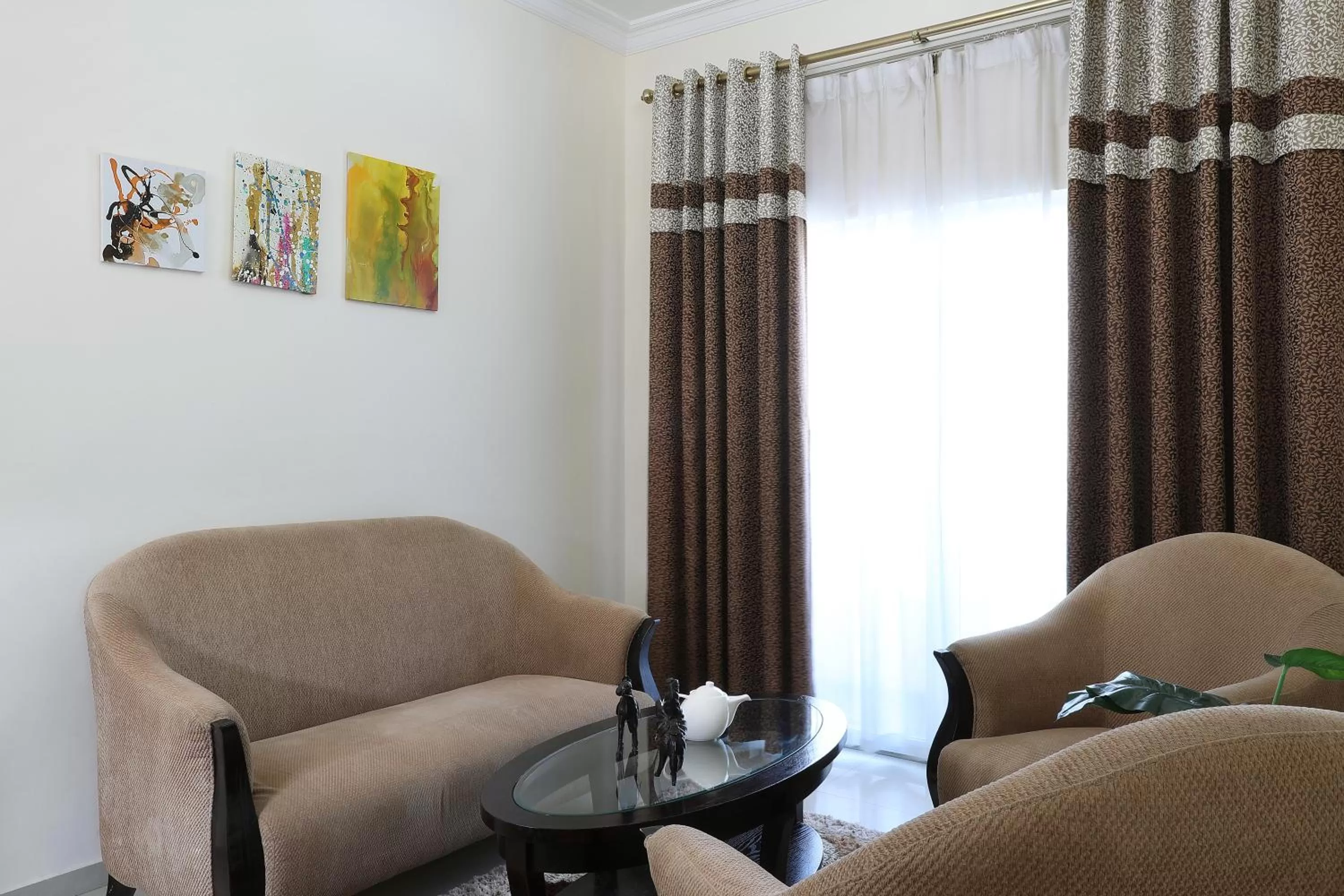 Living room in Al Smou Hotel Apartments - MAHA HOSPITALITY GROUP