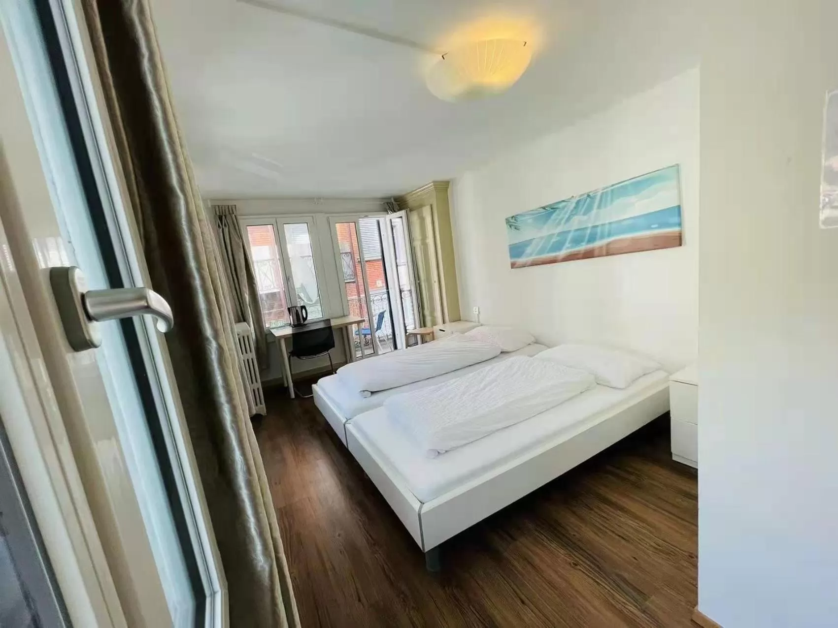 Double Room with Private Bathroom in Interlaken Linda Inn Lodge