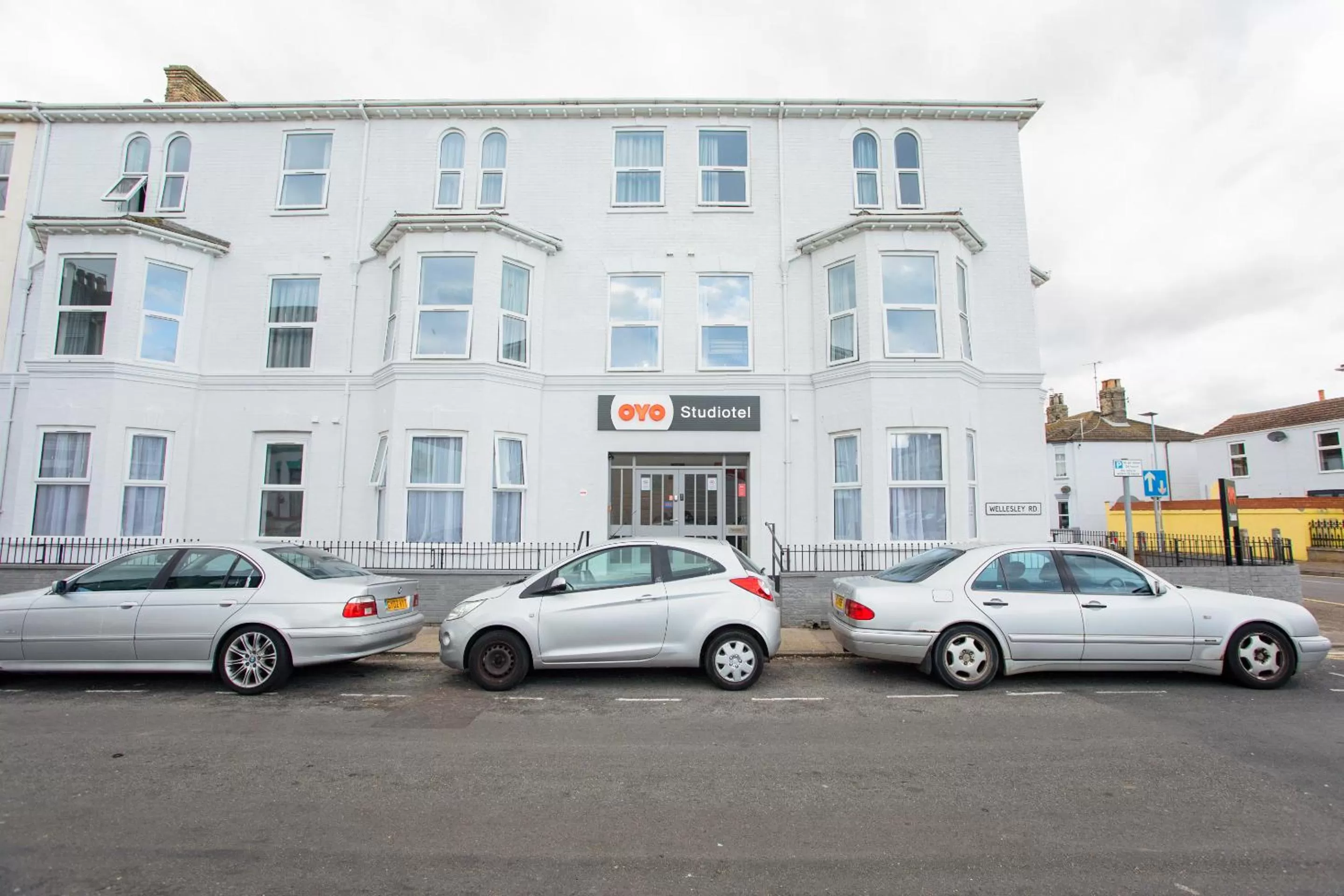 OYO Studiotel Great Yarmouth - Modern Hotel Apartments