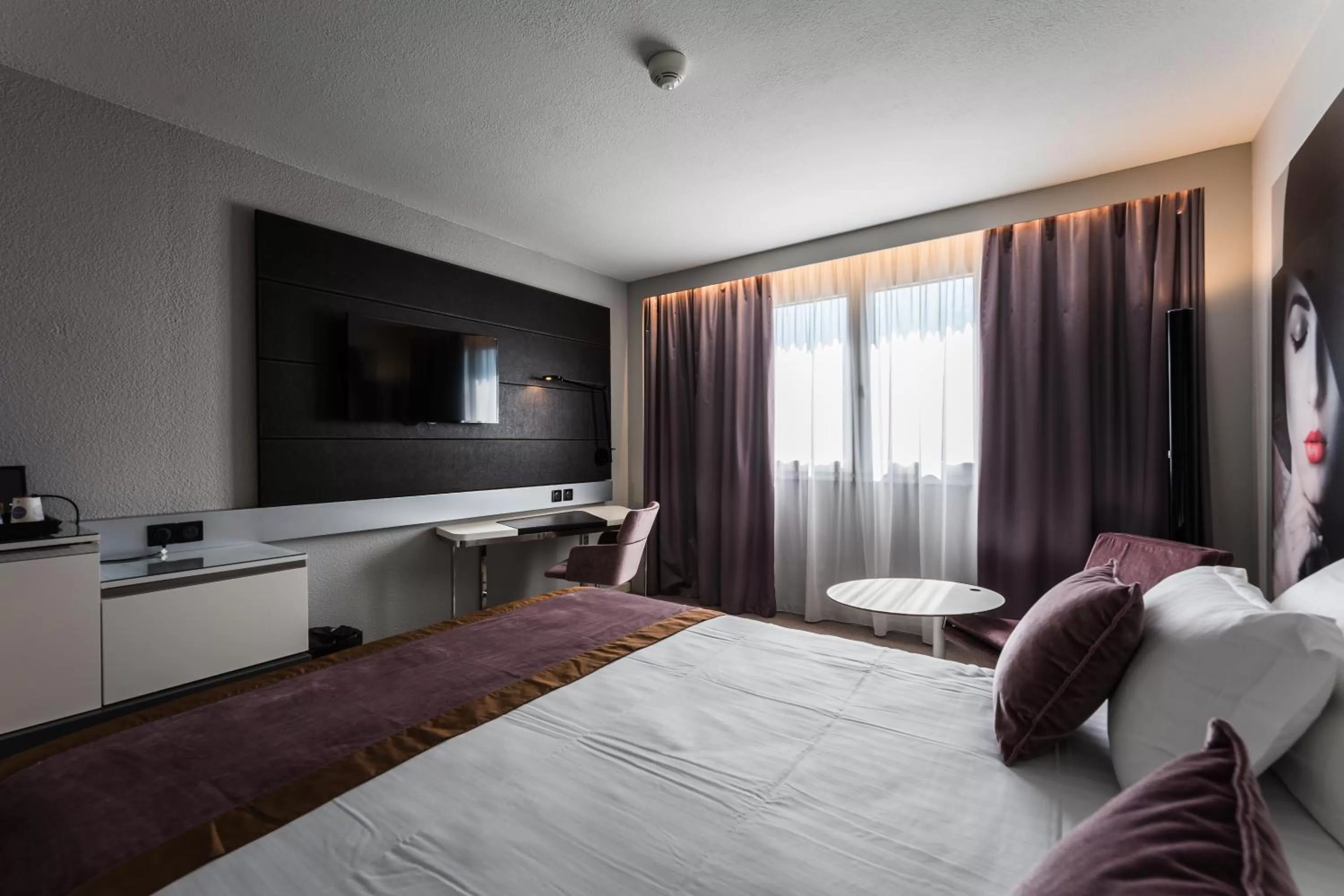 Photo of the whole room, Bed in Novotel Orléans Saint Jean de Braye