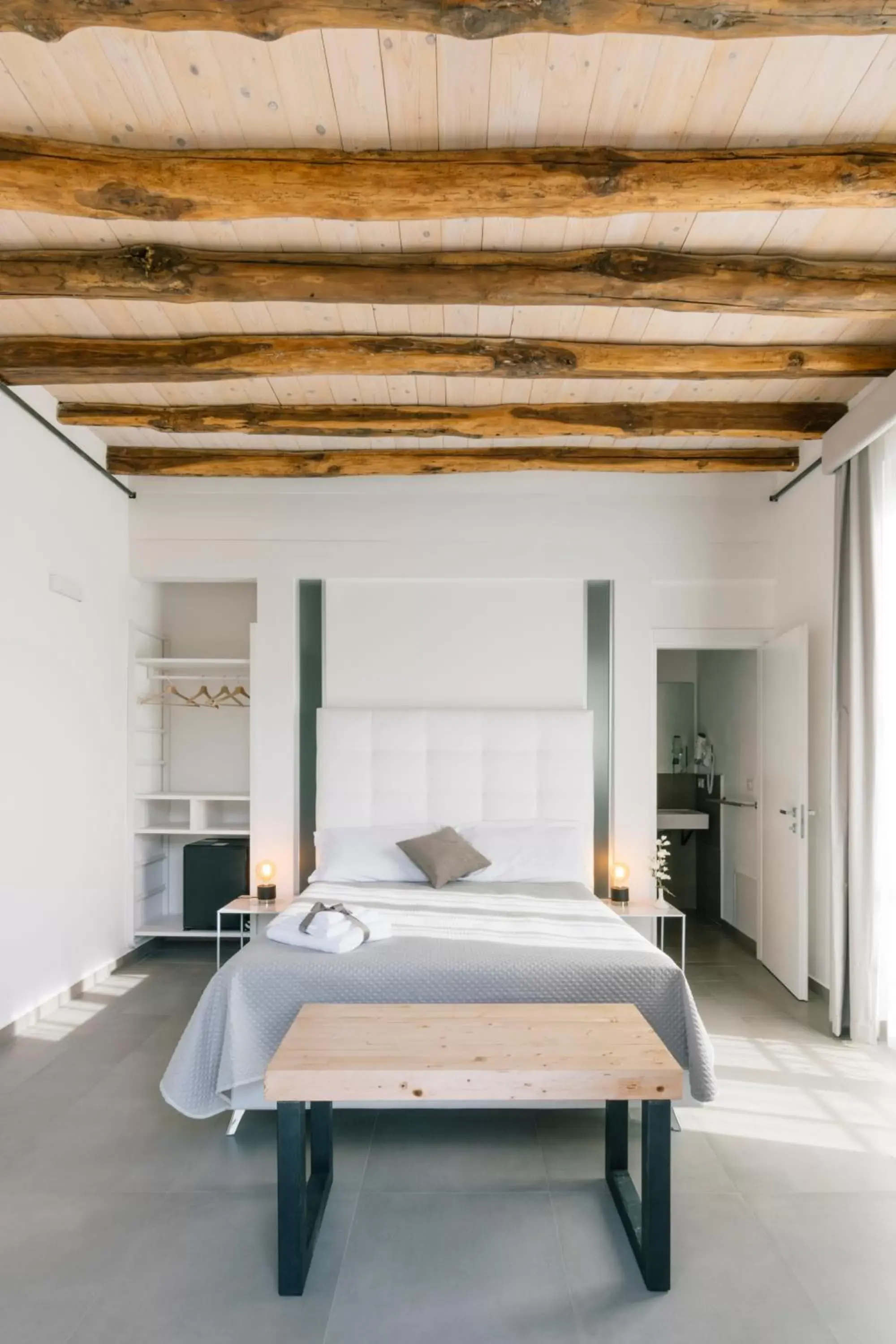 Deluxe Double Room with Balcony and Sea View in Boutique BnB Dolcevita Deluxe Double Room with Balcony and Sea View in Boutique BnB Dolcevita