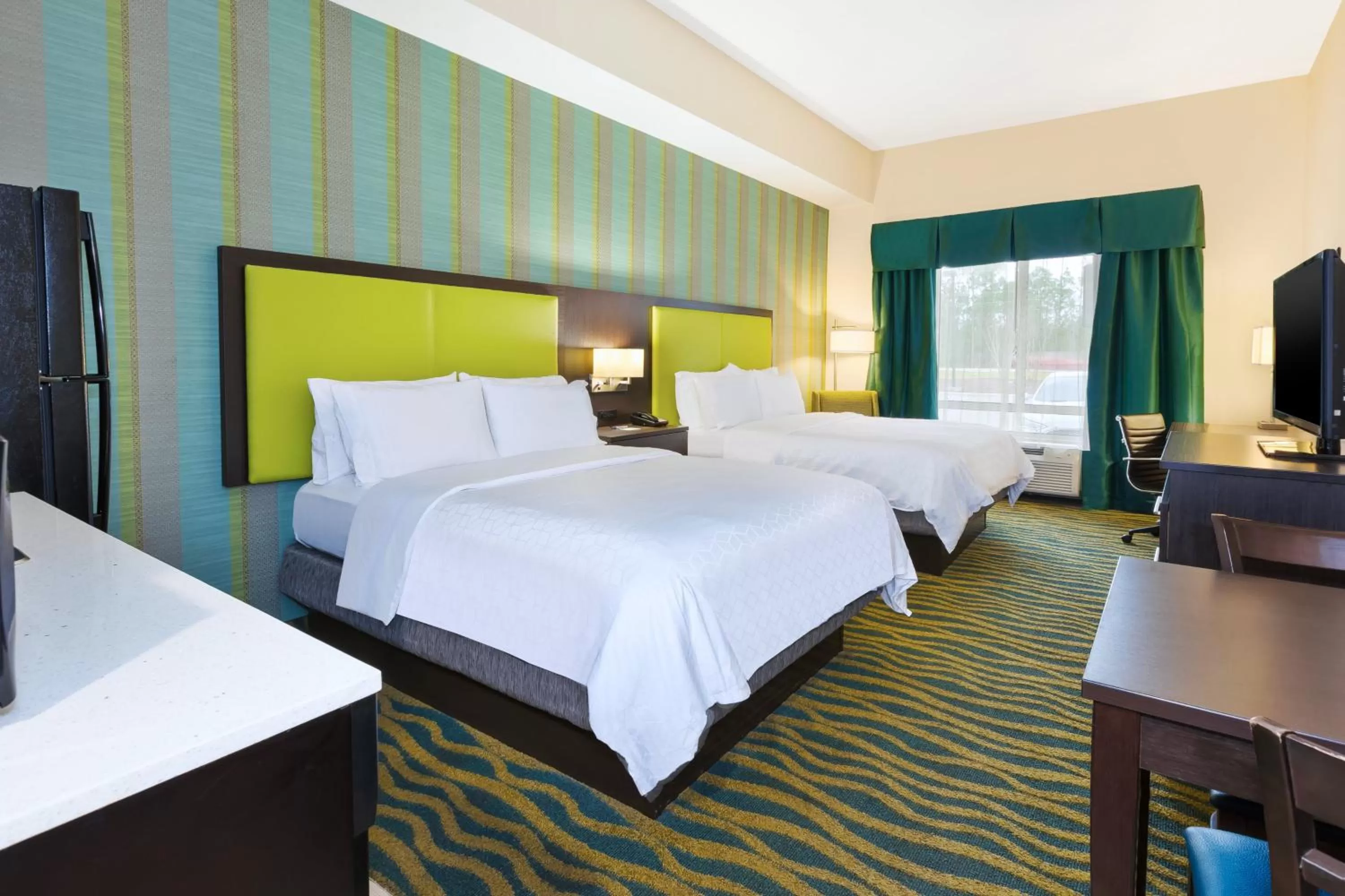 Photo of the whole room, Bed in Holiday Inn Express & Suites Southport - Oak Island Area by IHG
