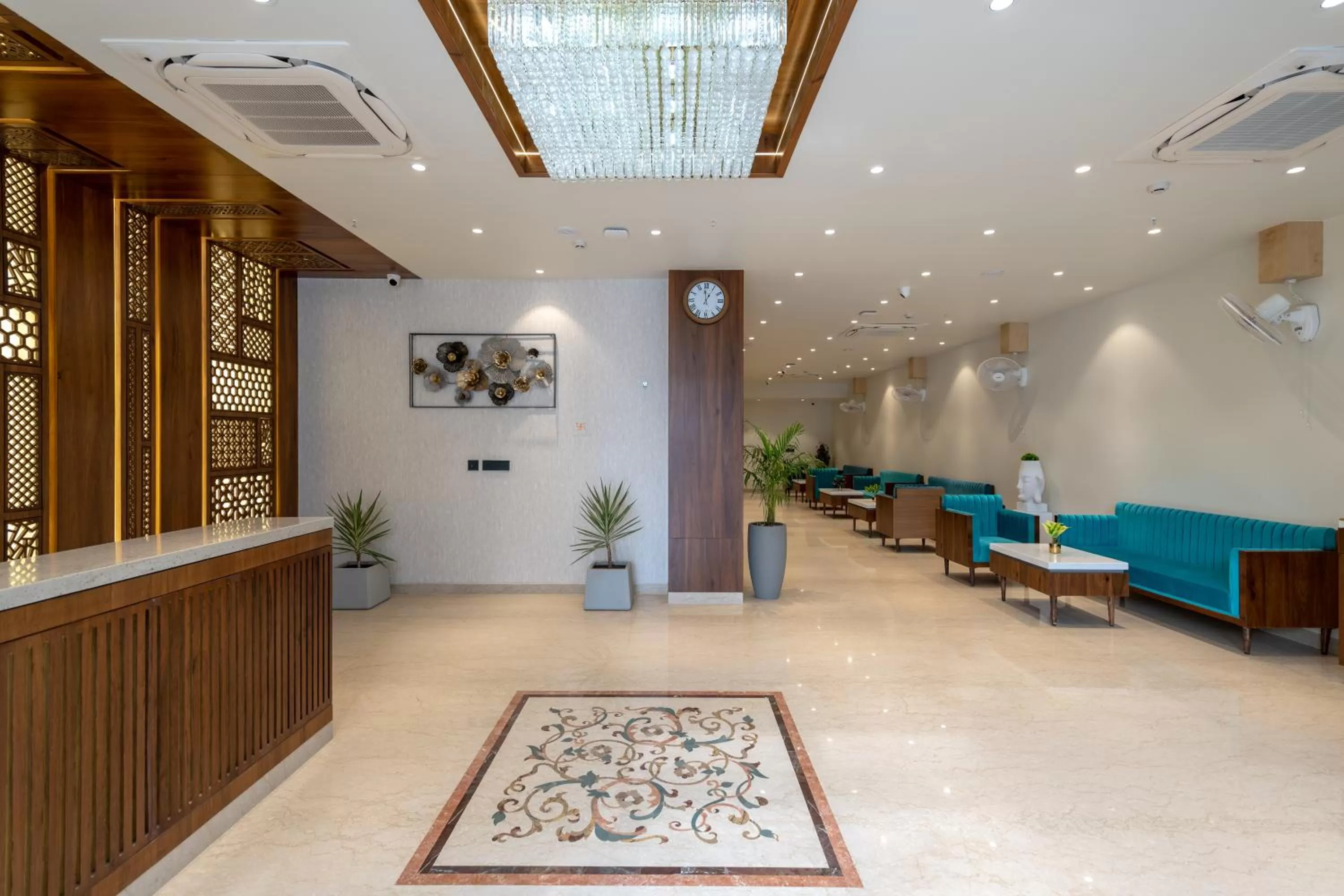 Lobby or reception in Hotel Regal Grand