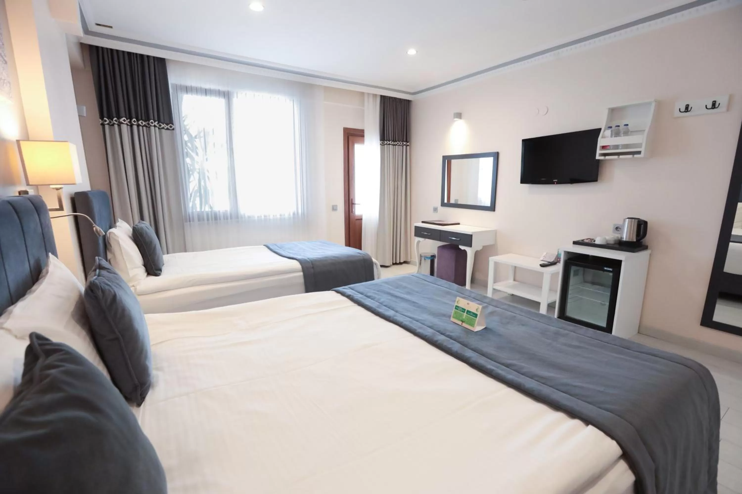 Bed in Skalion Hotel