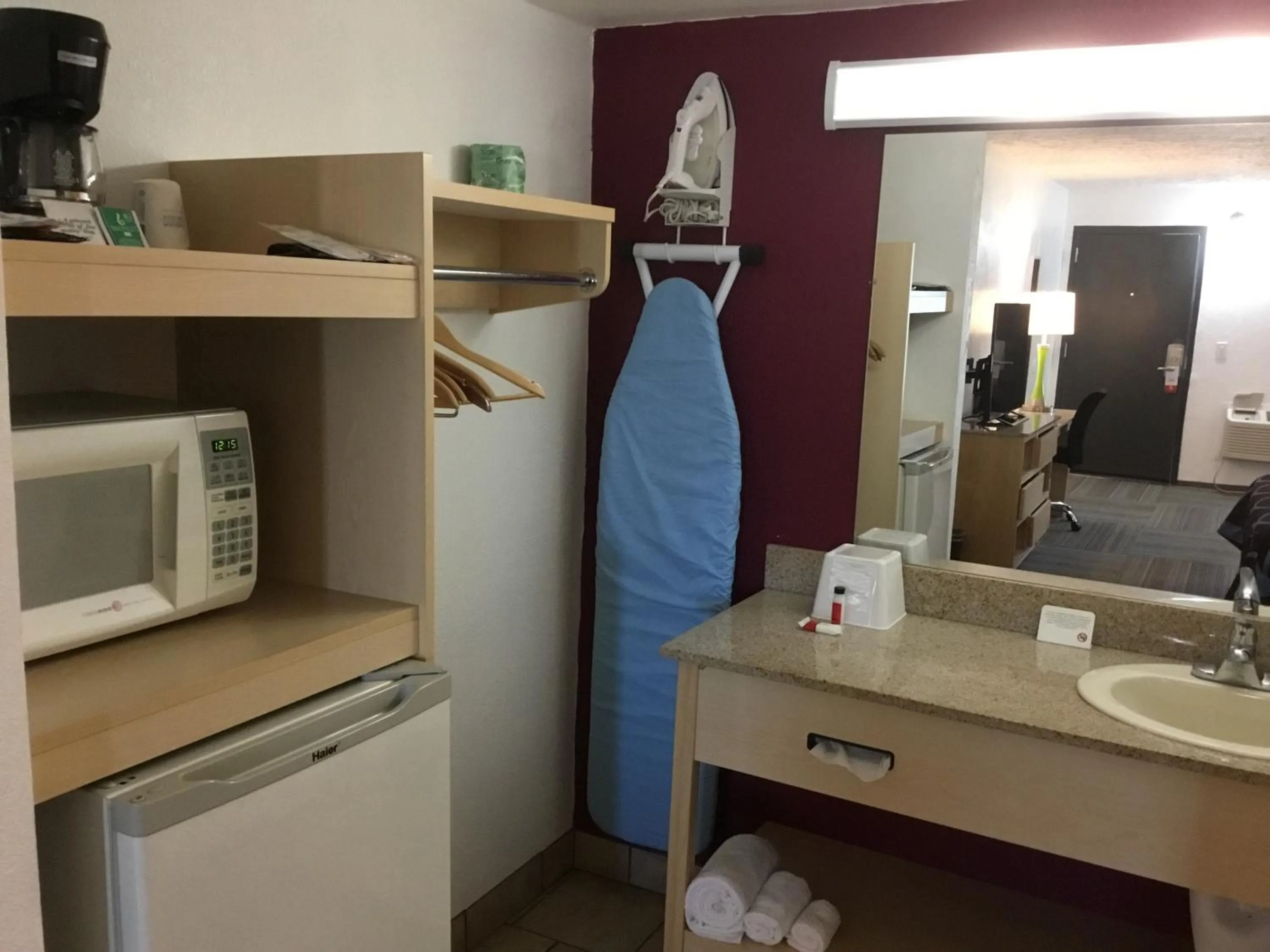 Queen Room with Two Queen Beds - Non-Smoking in Super 8 by Wyndham City of Moore